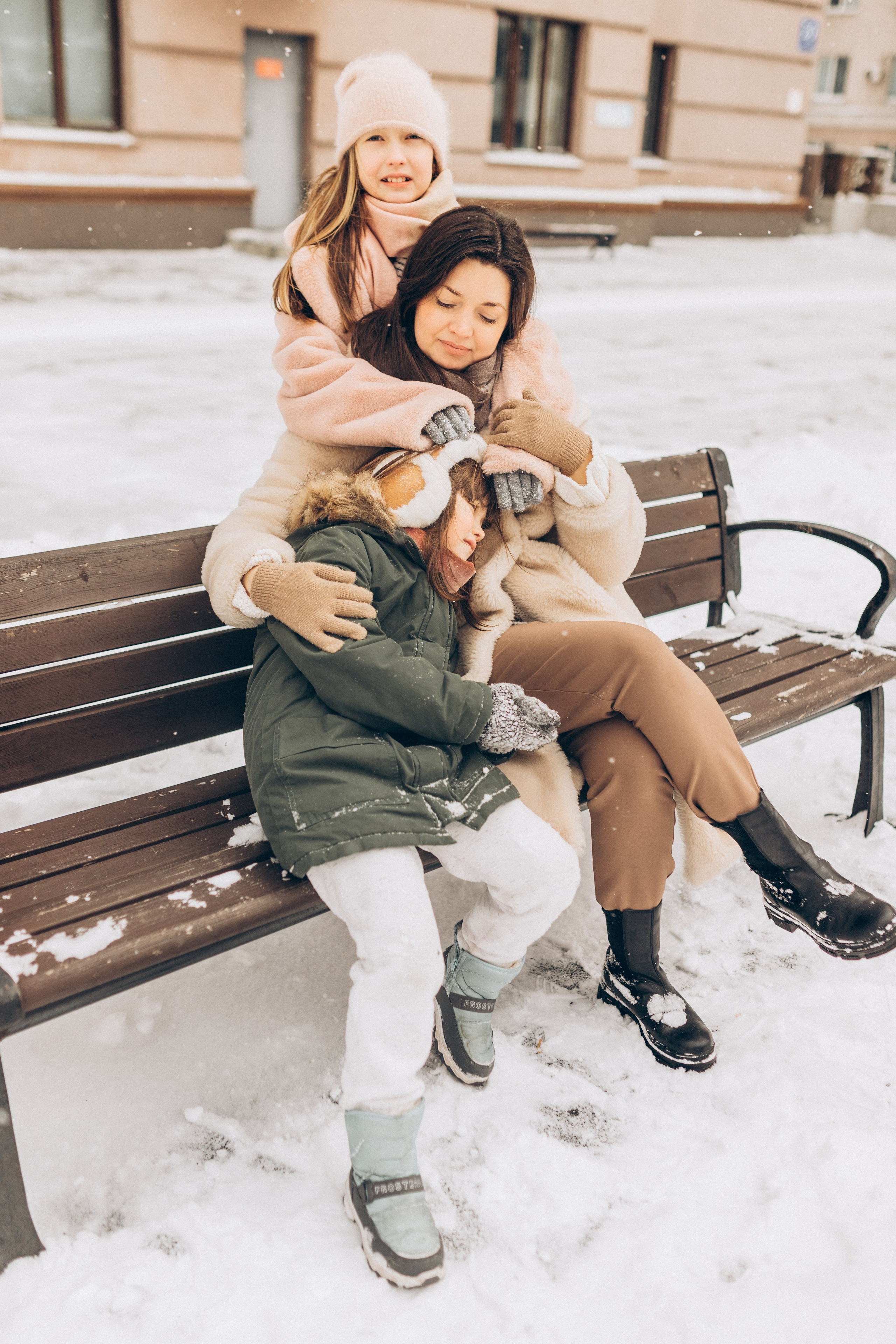 Прогулка в городе. Семейный фотограф lifestyle в Новосибирске Елена Шпилевая