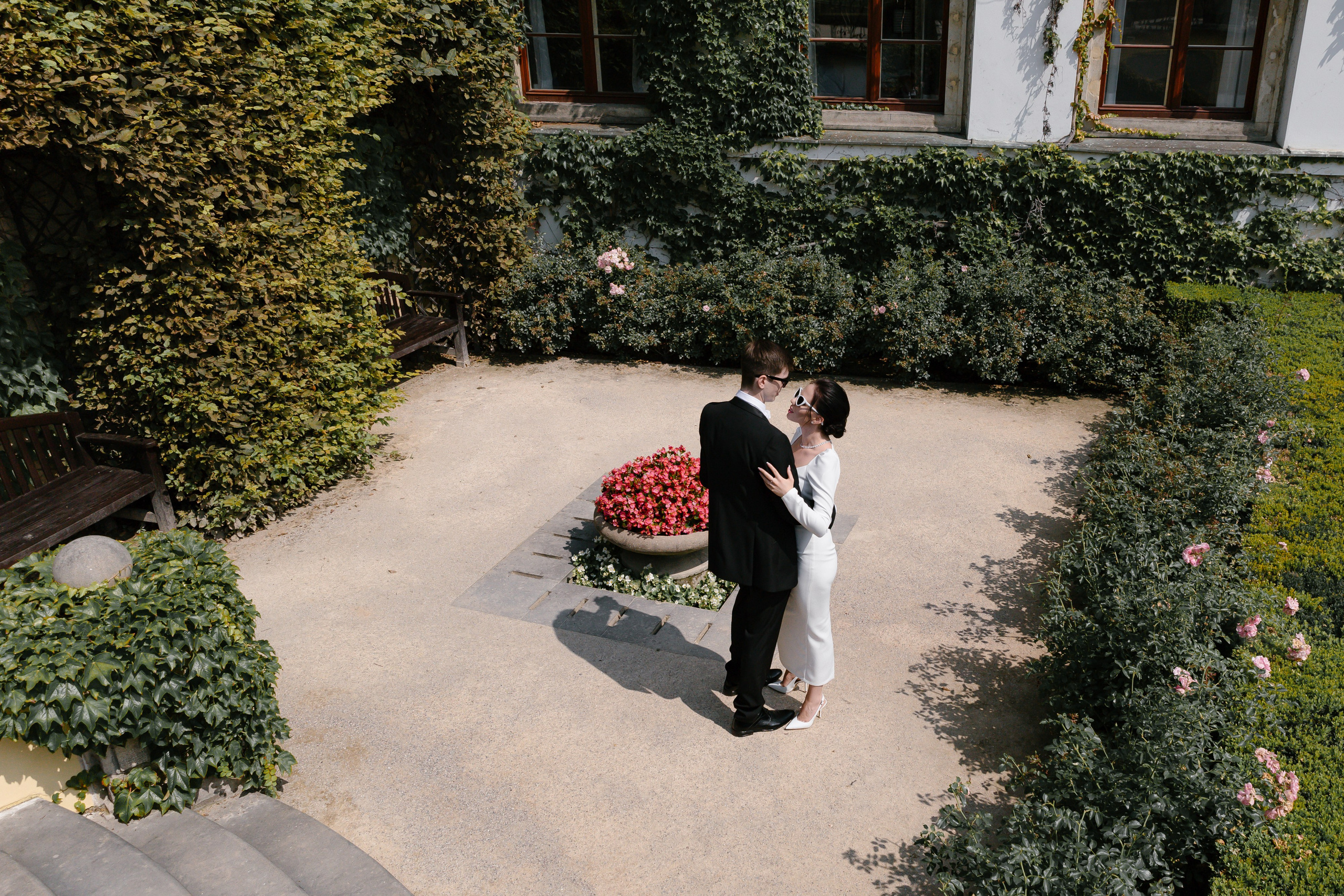 Alex & Julia. Wedding Photographer