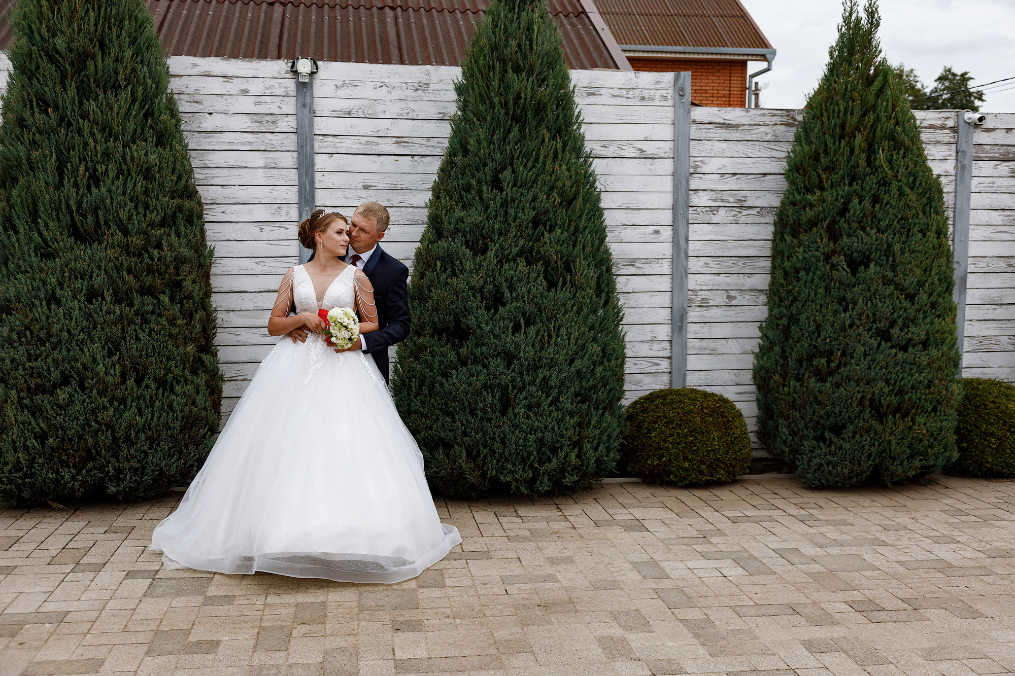 Фотосъемка в атмосферном месте. Фото видео съёмка в Белой Калитве дуэт Герман и Инна