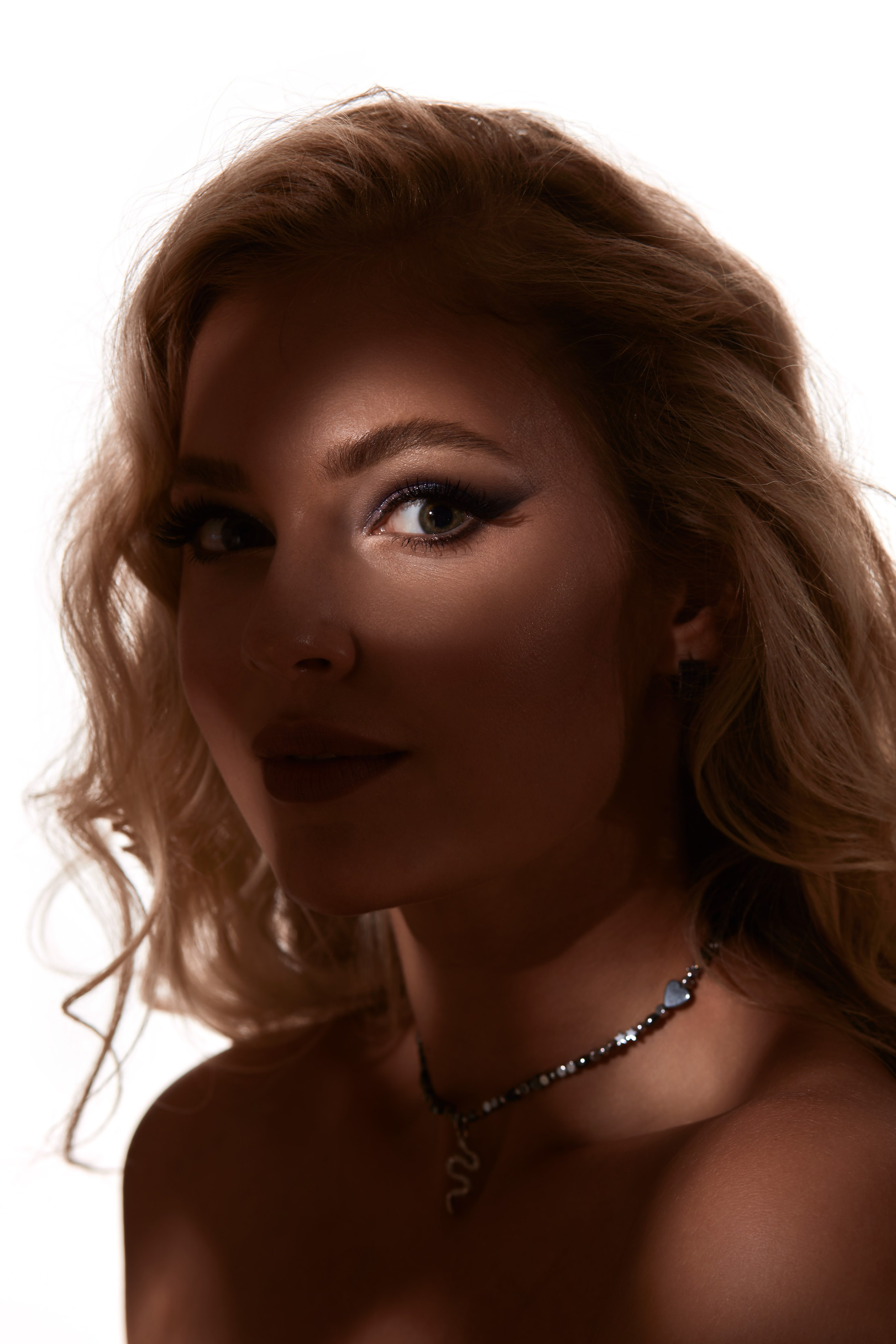 Peterfilm.ru - Портретная бьюти-фотография в Санкт-Петербурге (СПб)