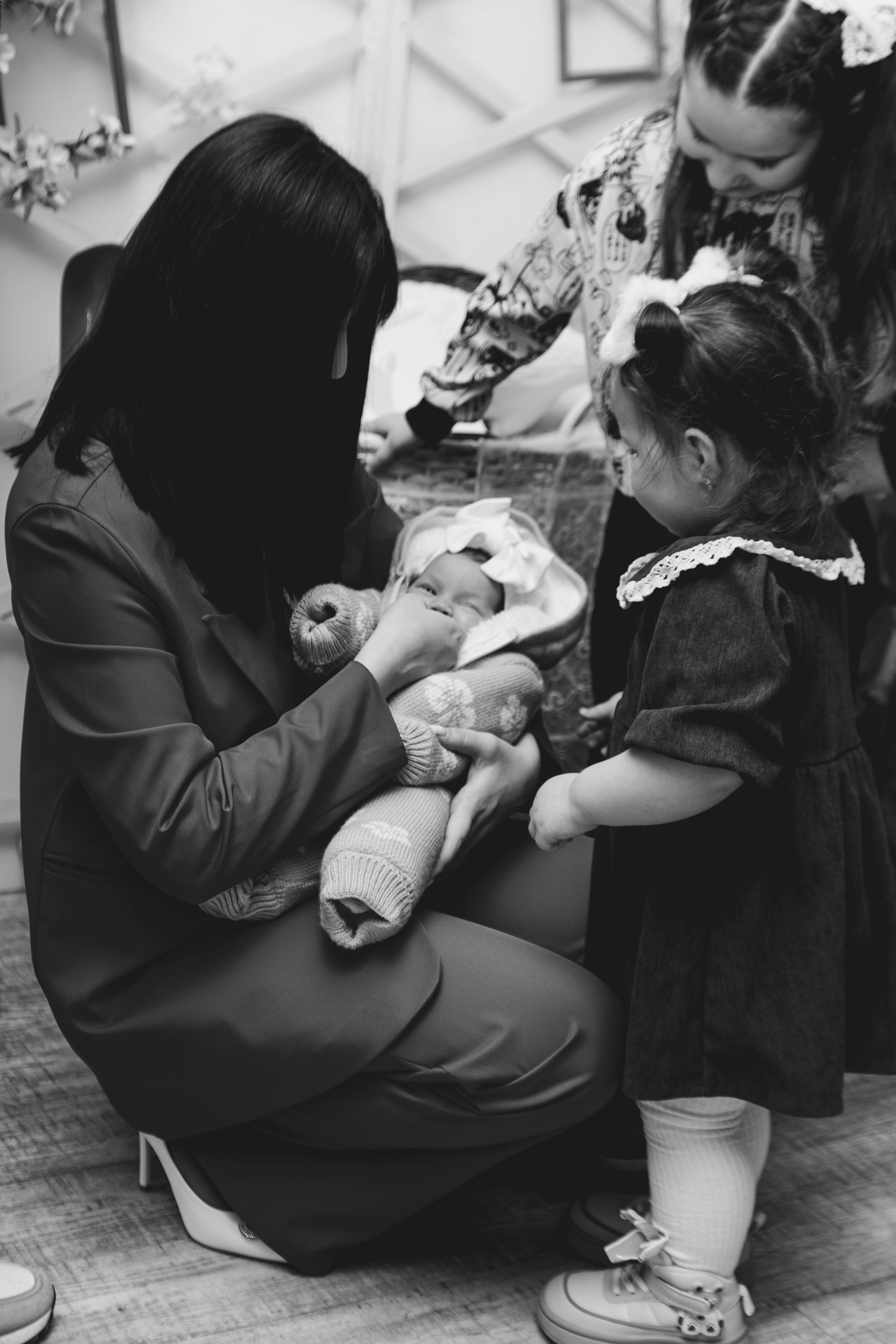 Выписка Алины и Евы из перинатального центра № 2. Семейный фотограф Софи Симакова в Волгограде и Волжском