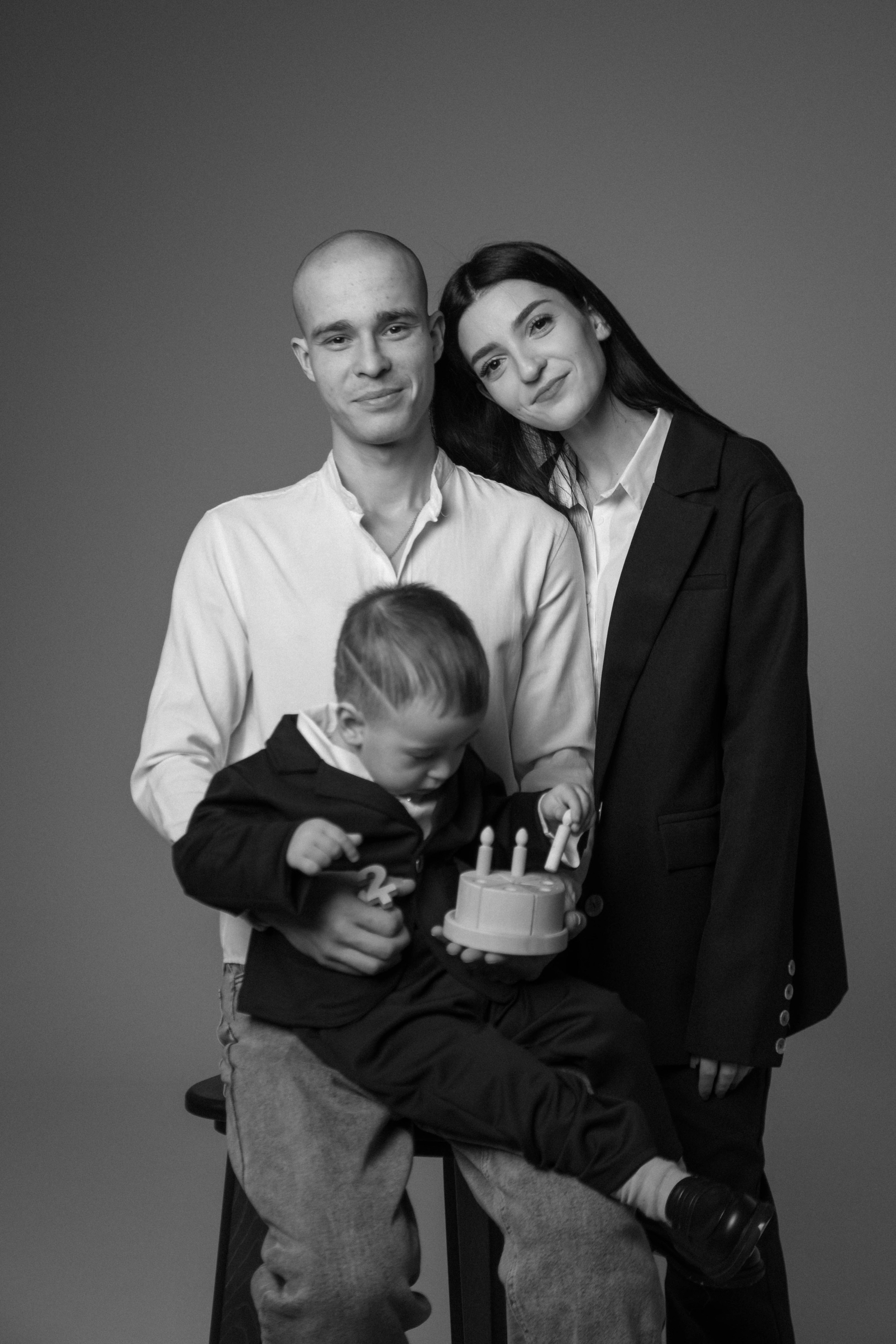 Эмиру 2 годика (на циклораме). Семейный фотограф Софи Симакова в Волгограде и Волжском