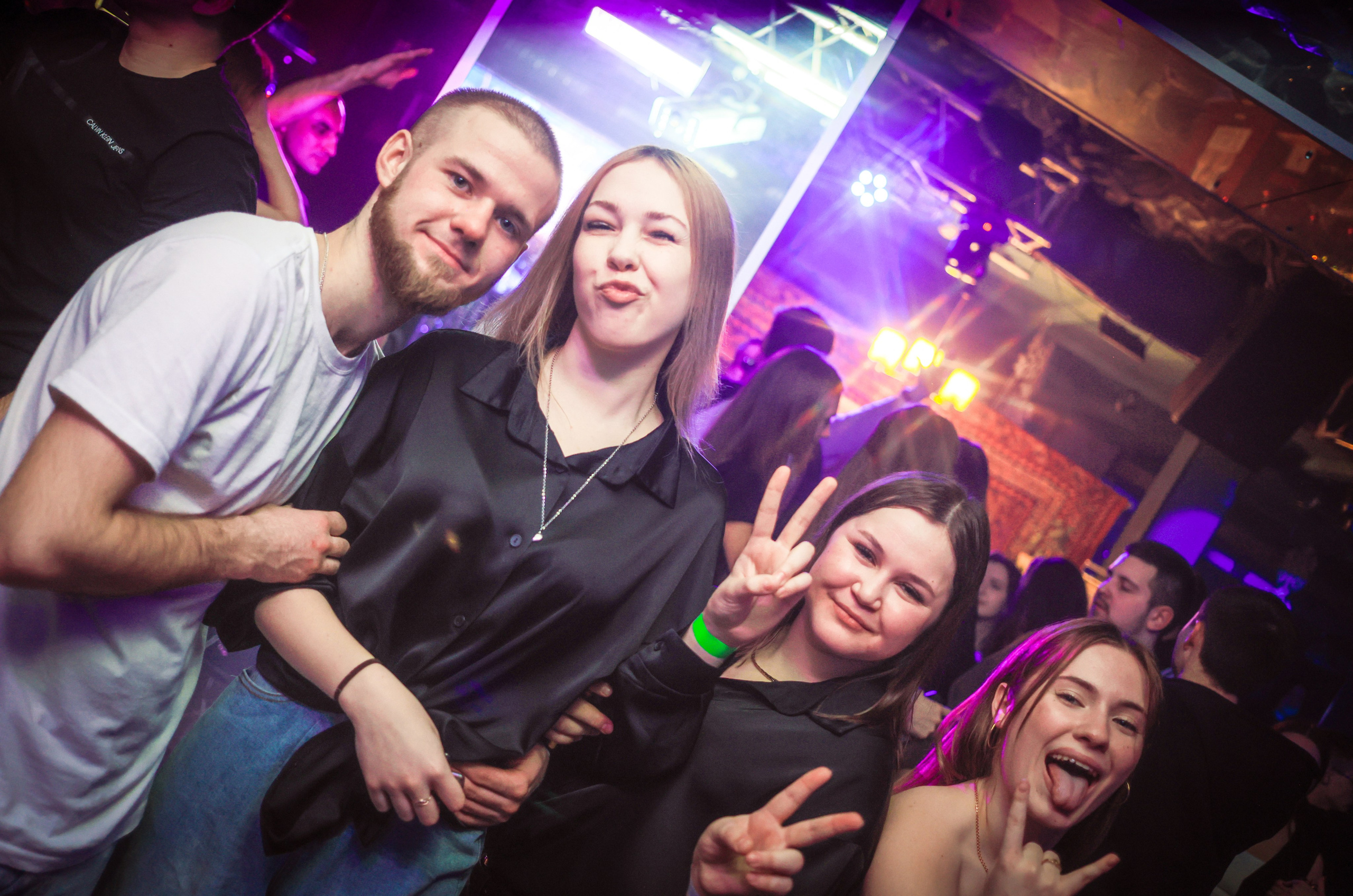 10.01 | опохмел пати твоего бати | 90-s / 00-s. Анна Акоста: фотограф в Санкт-Петербурге, Ростов-на-Дону и Таганроге