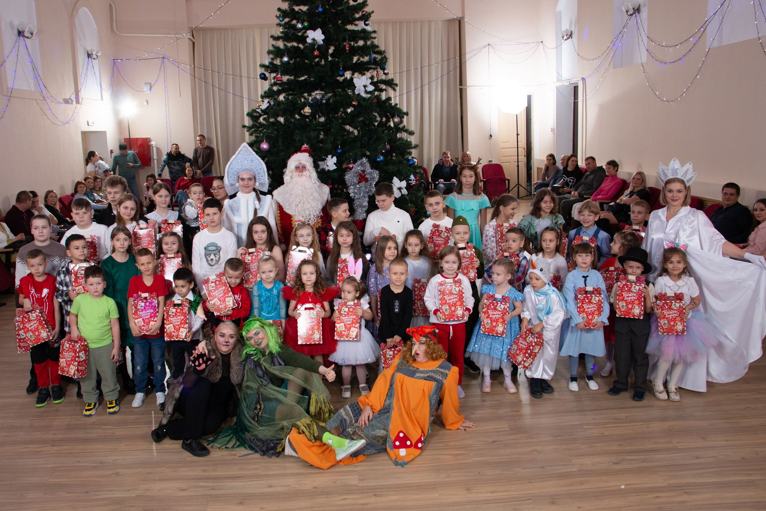 Новогодний утренник ДК Строитель г. Новоалександровск. Главная