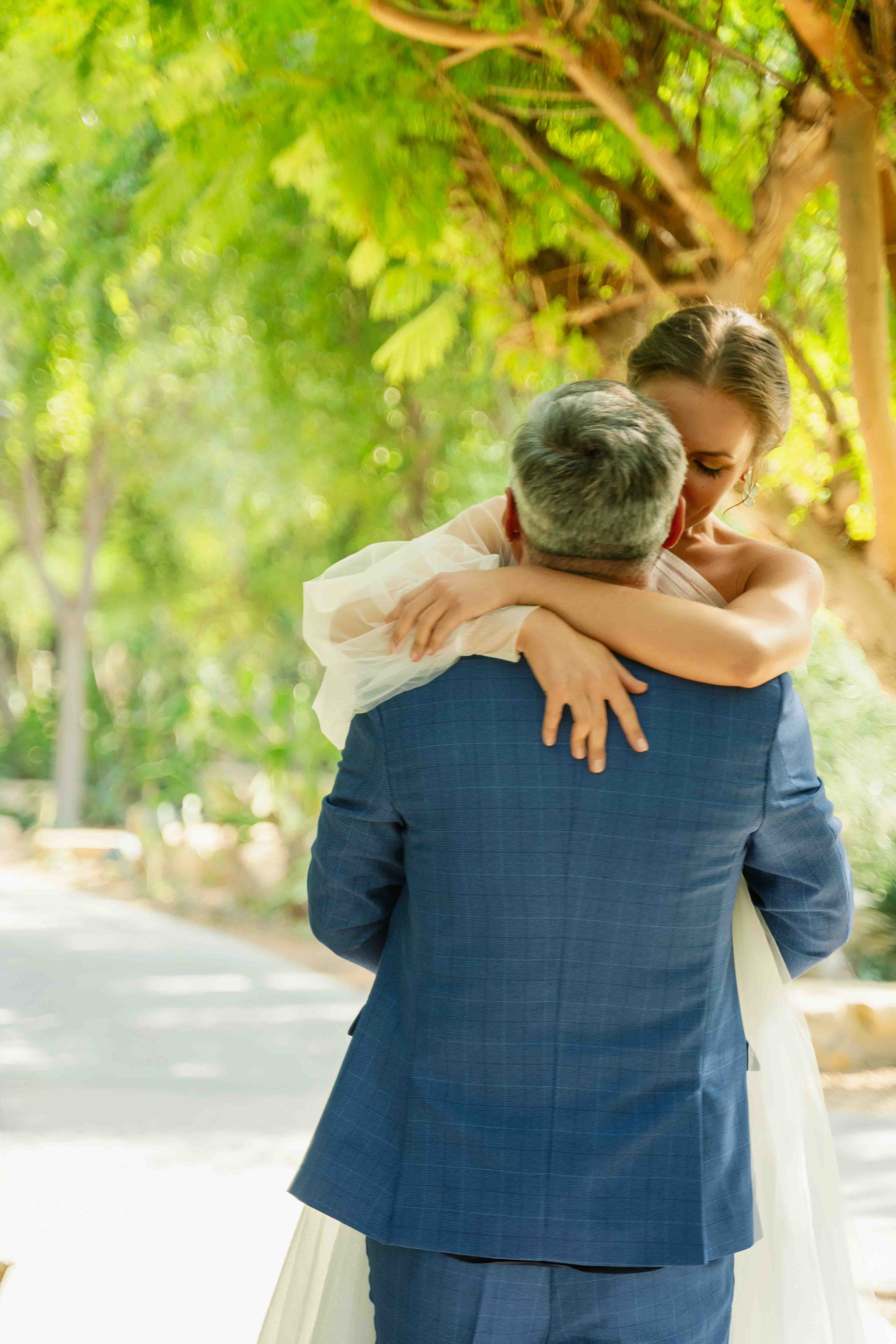 Свадебная фотосессия Олега и Кати на природе. Фотограф и видеограф в Москве и Абу Даби Мария Кулагина