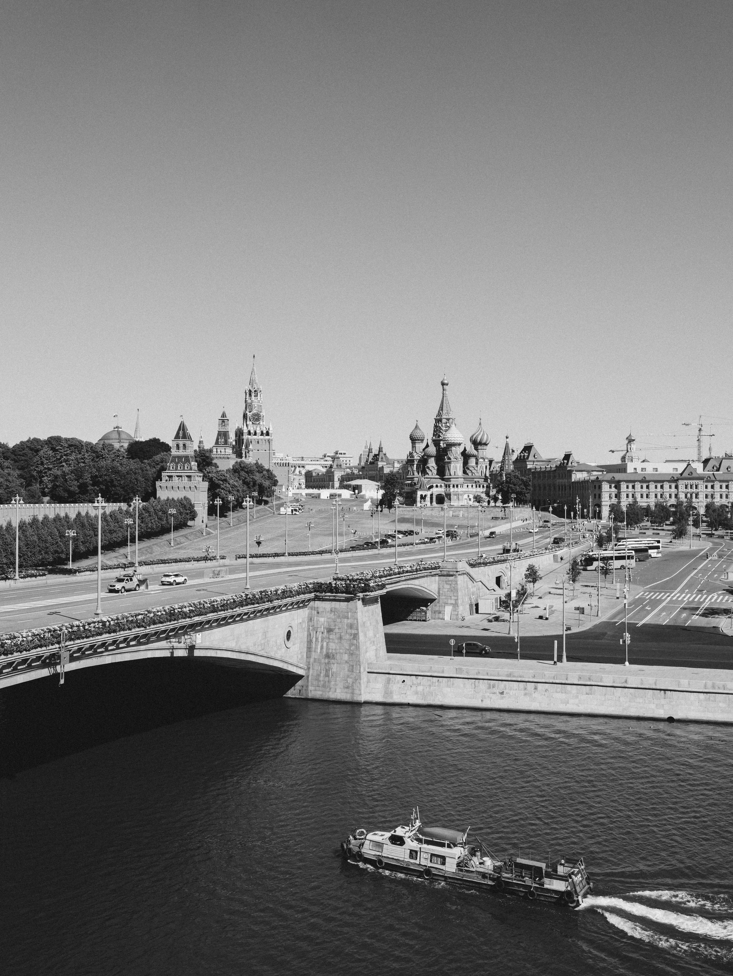 ГОРОД ВЛЮБЛЁННЫХ ЛЮДЕЙ. Свадебный фотограф Москва Ирина Писарева