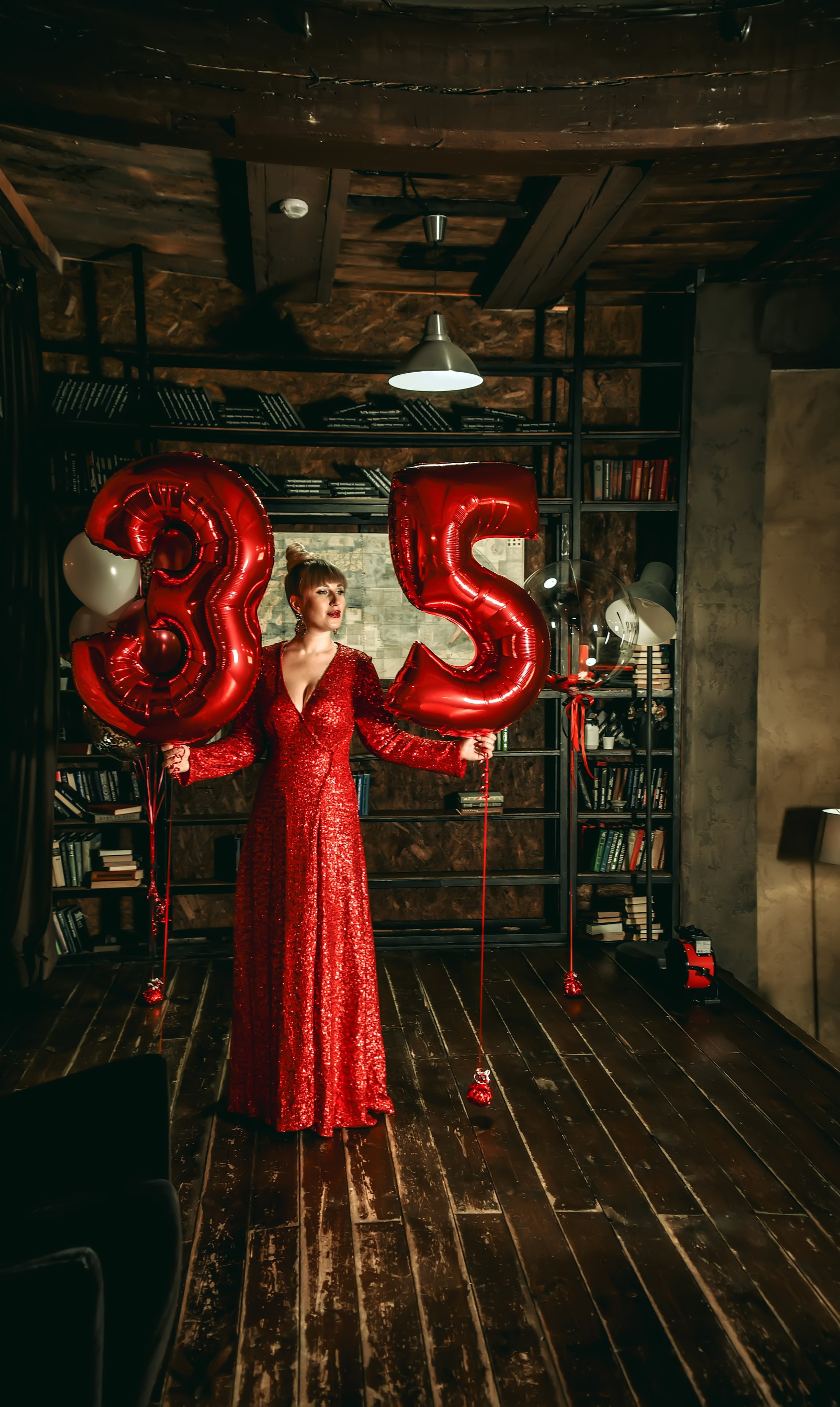 Тематическая вечеринка на юбилей 35 лет. Свадебный, семейный, детский, контент фотограф в Омске Максим Ильин