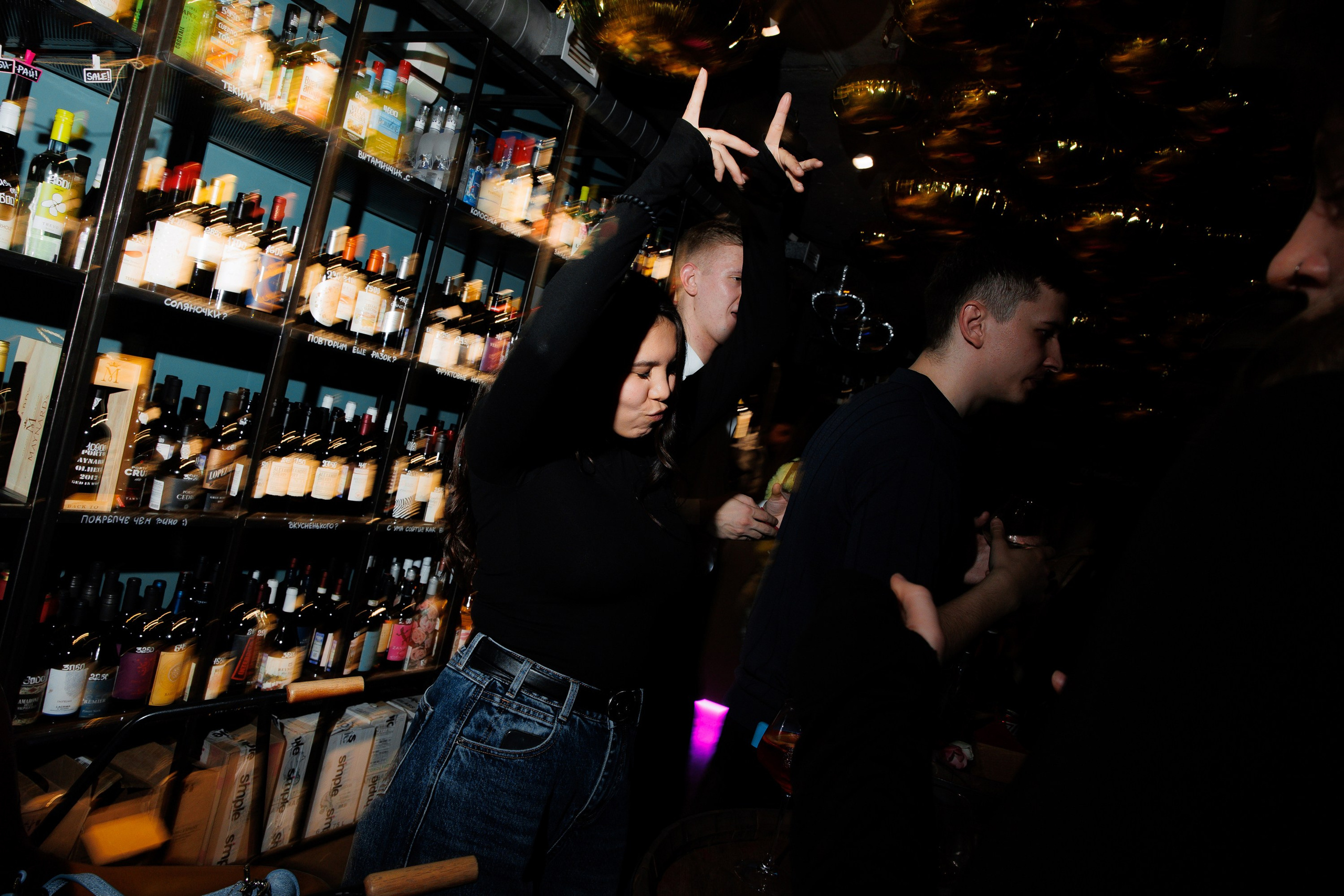 ВИНОТЕКА — 8 МАРТА. СВОИ. ФОТООТЧЕТЫ-СОБЫТИЯ-МЕСТА