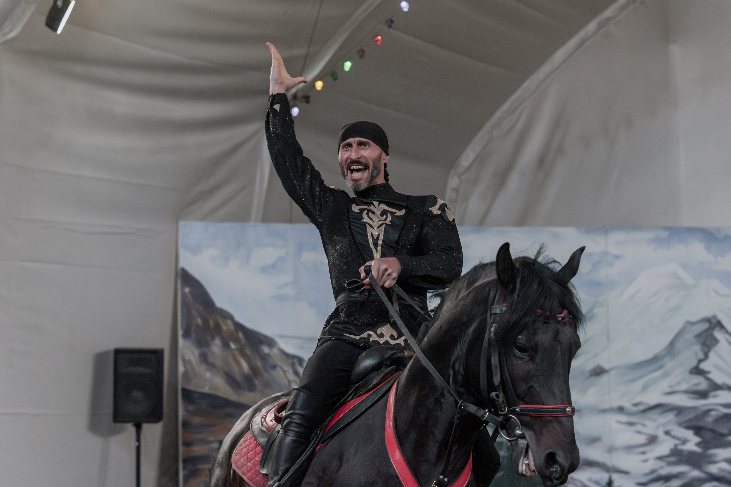 Конный театр «Нарты». Репортажный фотограф в Красной Поляне и Сочи Павлюченко Екатерина