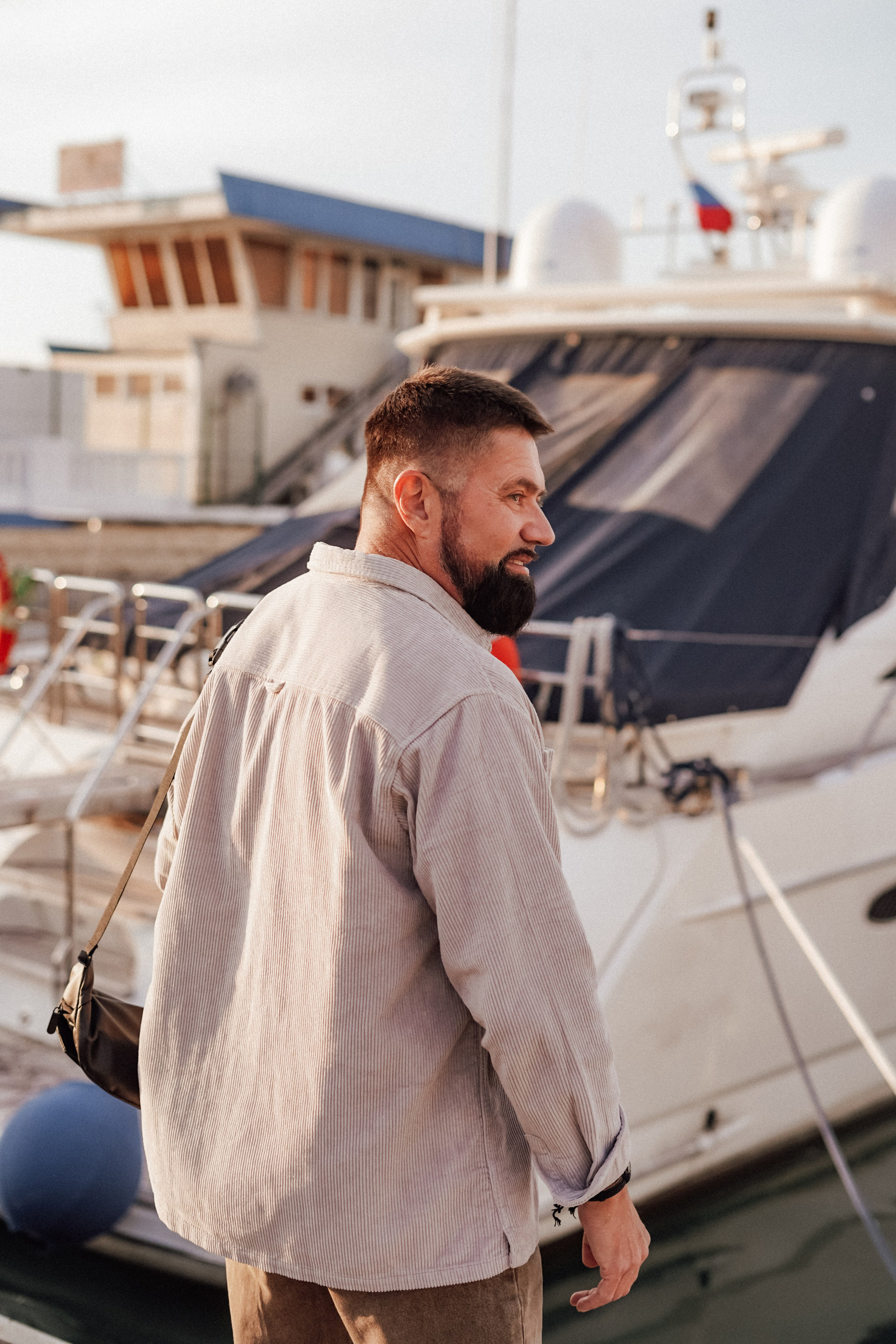 Фотосессия для Николая в морпорту и на ж/д вокзале Сочи. Фотограф в Сочи и Абхазии | Фототуры | September Air