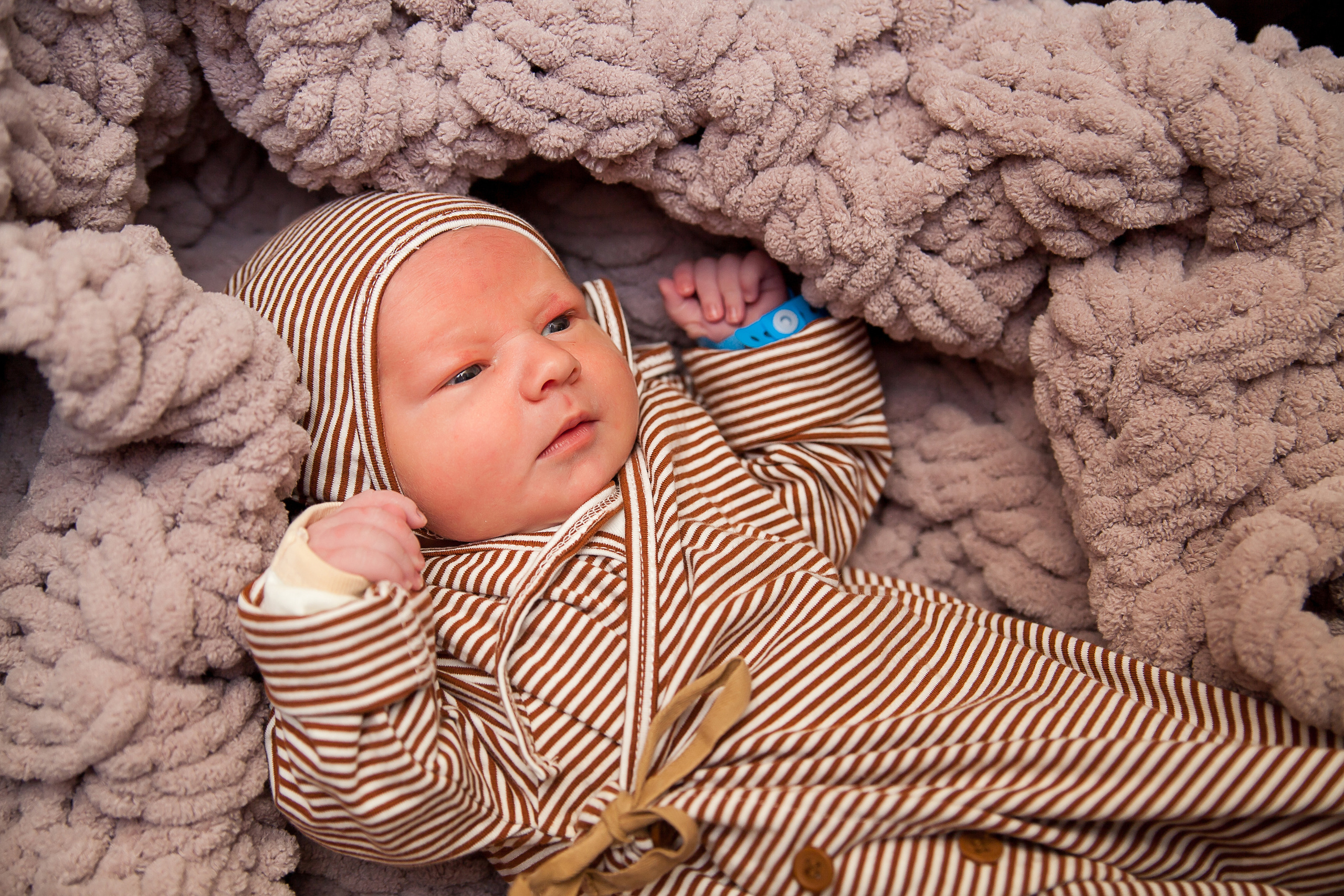 Выписка из роддома. Детский и семейный фотограф в Санкт-Петербурге Анна Сарынина