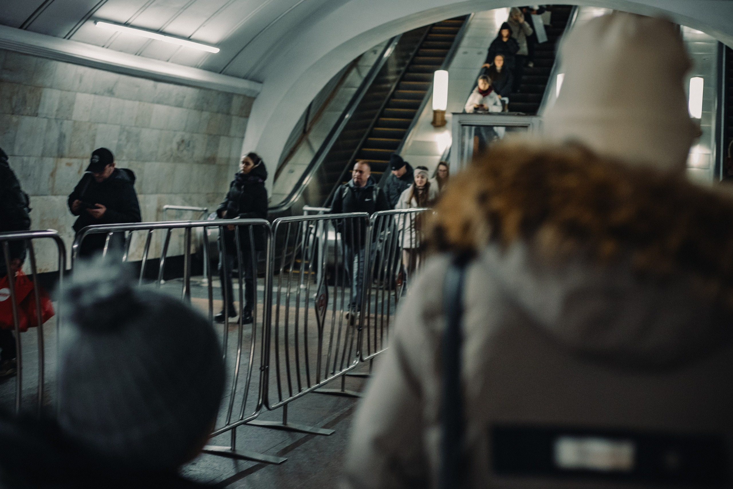 Стрит фотография Москва, Россия. Mood цвета, обработка, уроки, пресеты