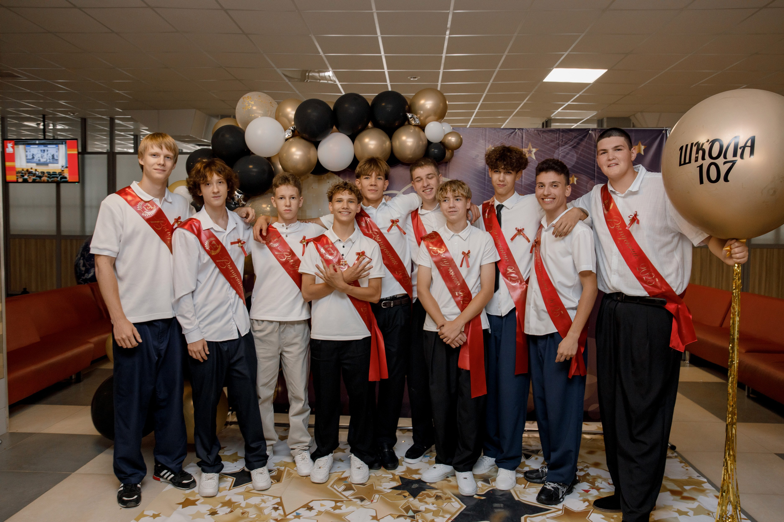 Выпускной школа 107 г Краснодар. Выпускные альбомы в Краснодарском крае