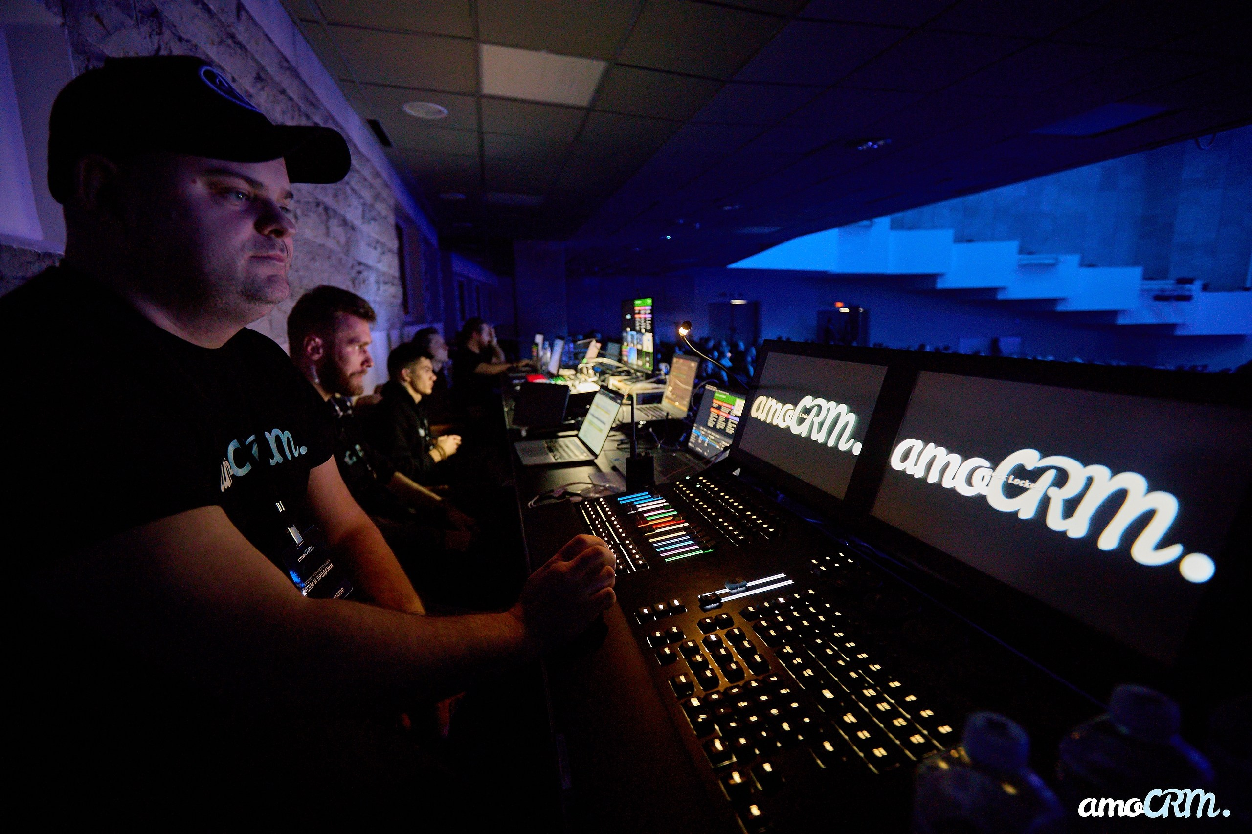 CRM Days от AmoCRM. Фотограф Валерий Сабрам