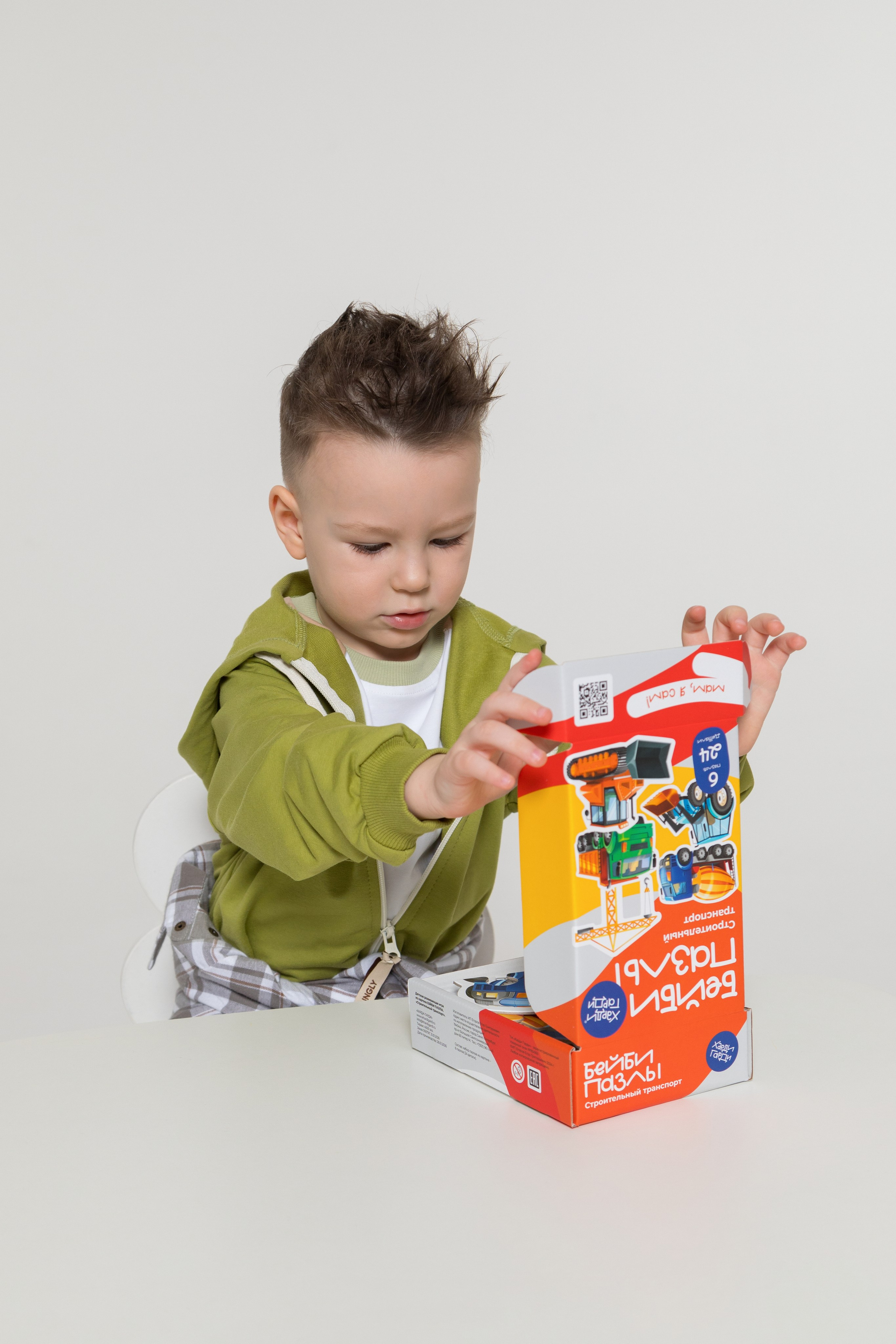 Имиджевая и каталожная съёмка для бренда детских пазлов. Детский и контент фотограф Надя Волкова Санкт-Петербург