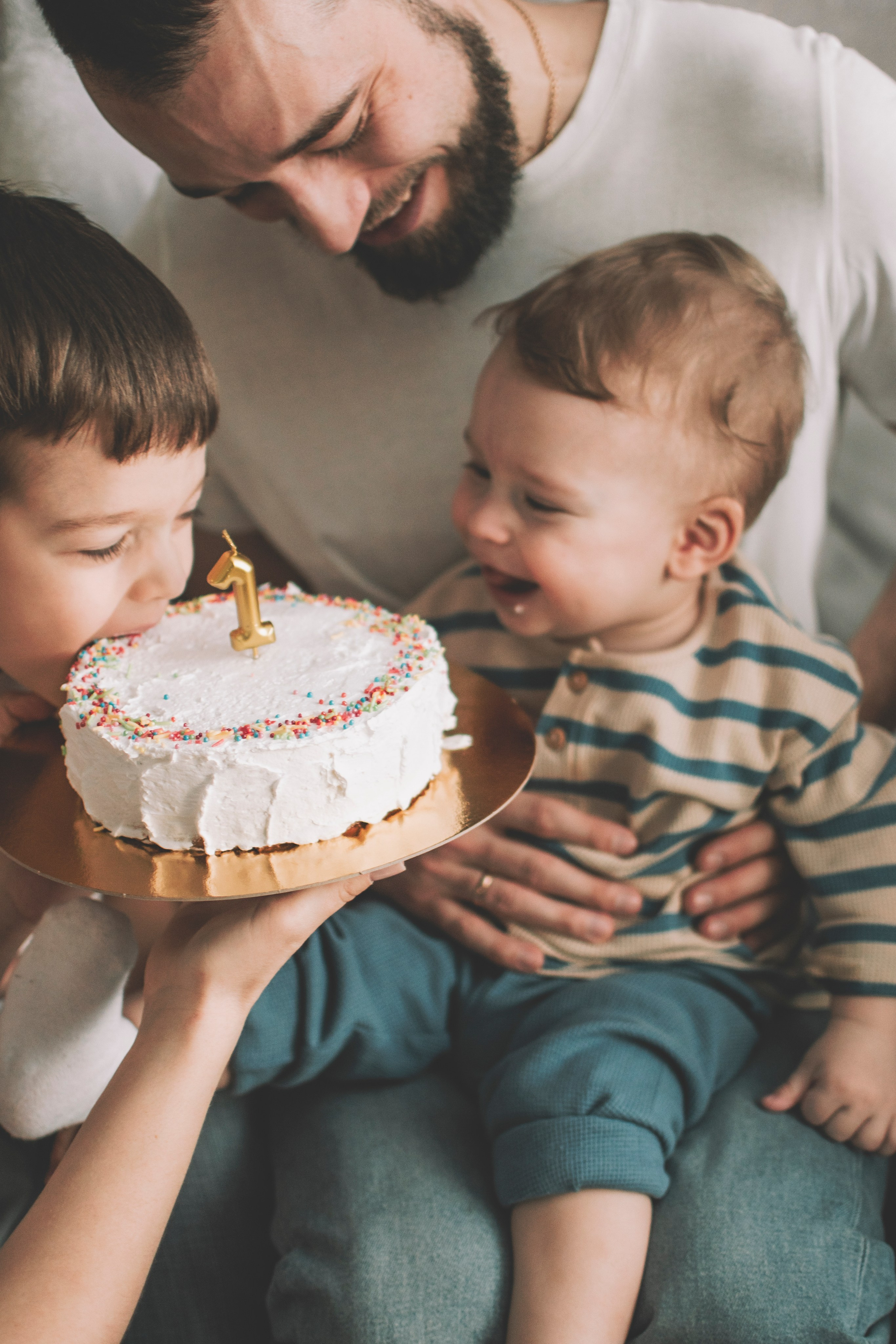 Годовасие в кругу семьи. Семейный и свадебный фотограф Губкинский и Ставрополь