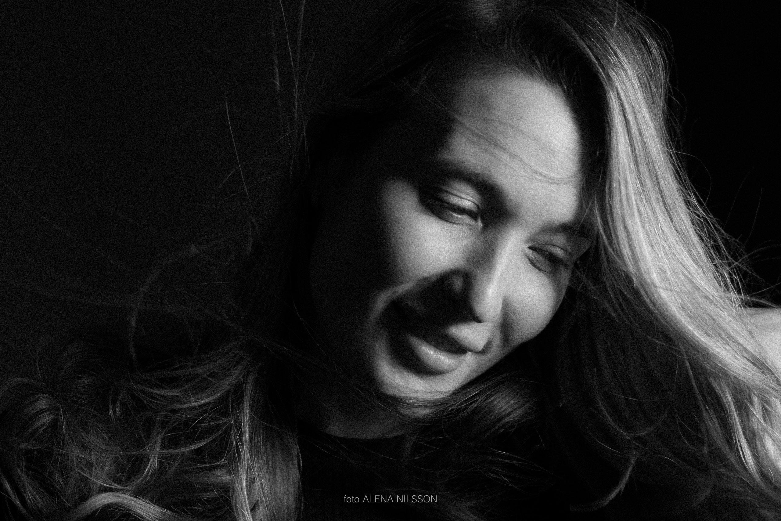 Лица. Нежные. ЧБ. Фотограф Алёна Нильссон