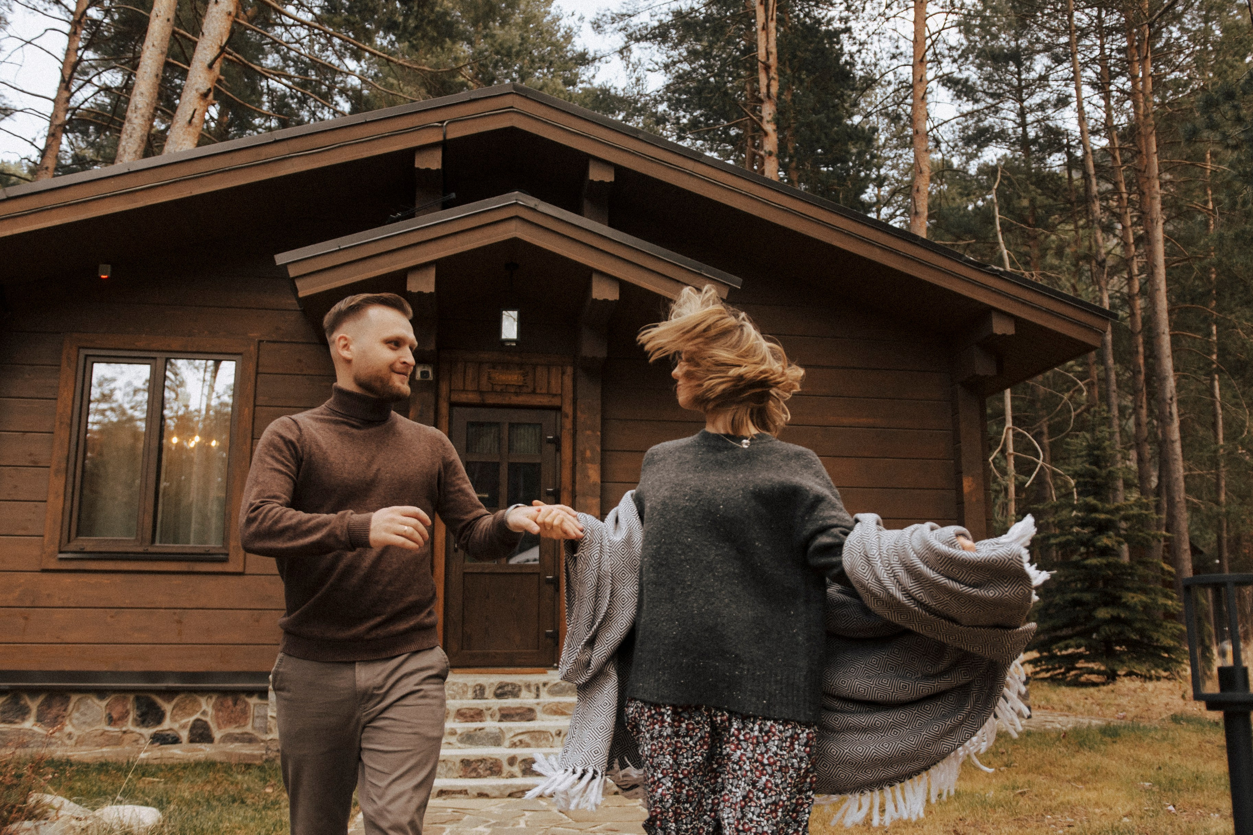 ДОМИК В ЛЕСУ. Фотограф Настя Конник | Пятигорск | Эльбрус | Домбай | Архыз