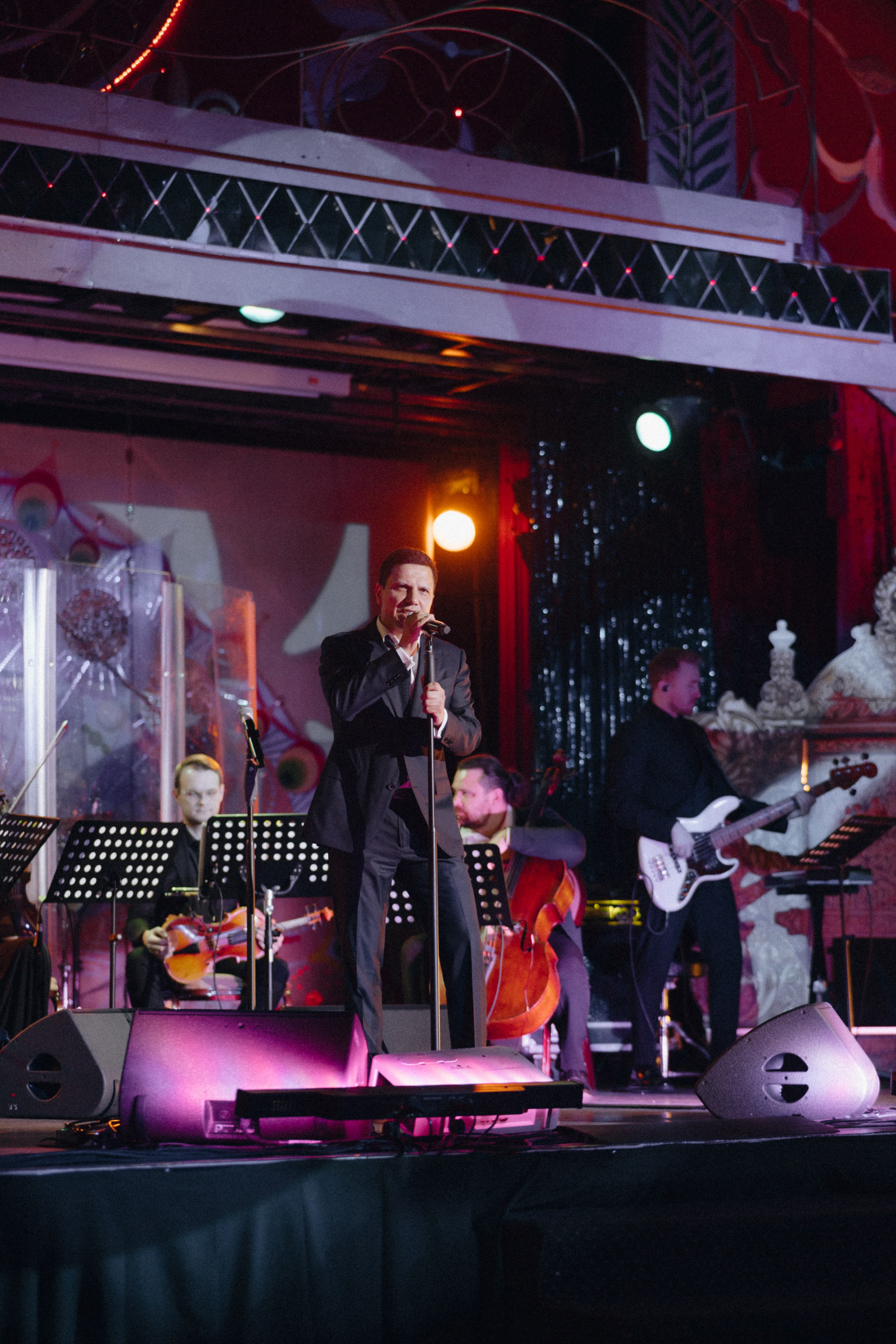 Новогодний концерт школы вокала и сценического искусства Сигнон