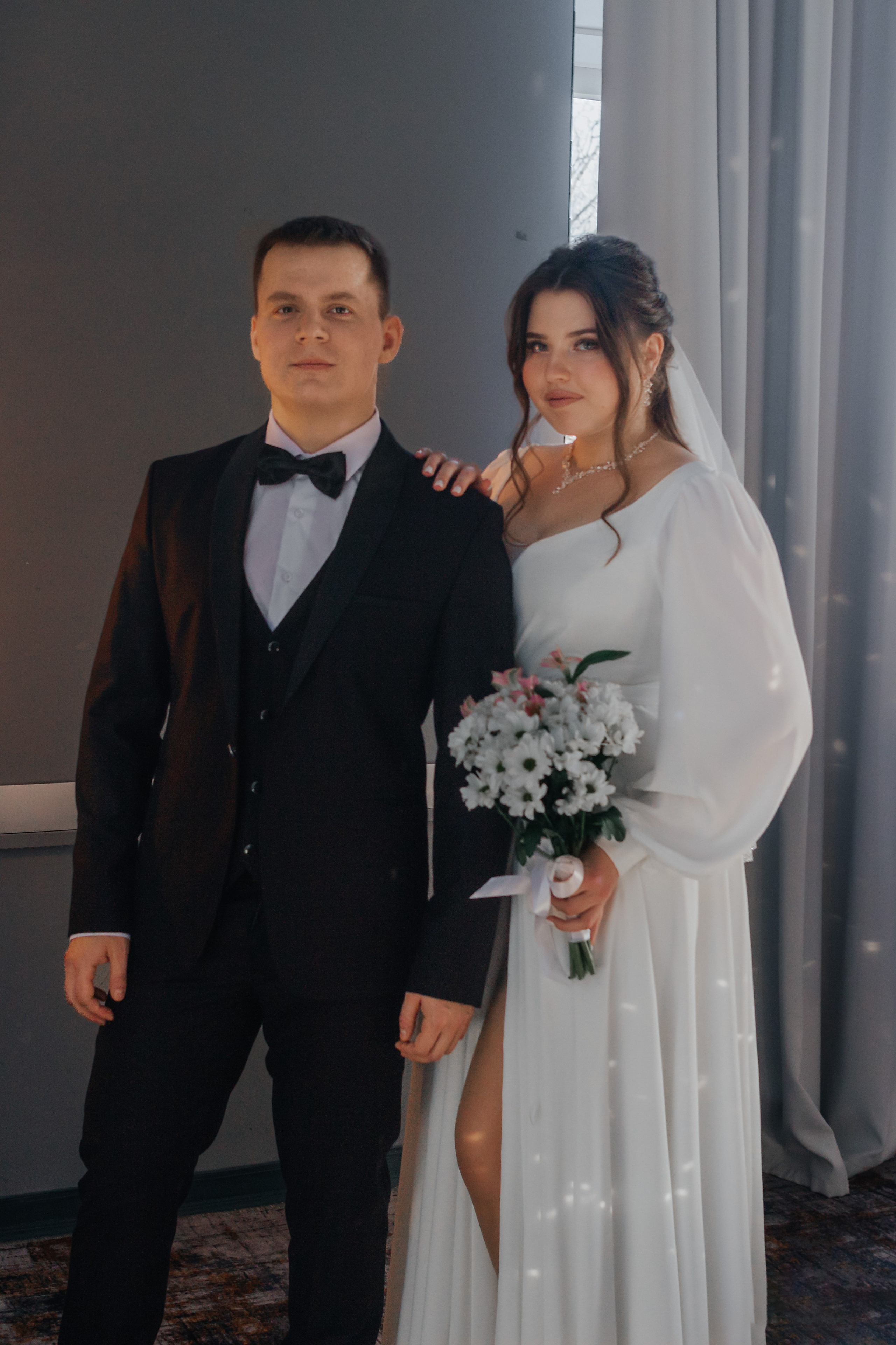 Свадебная съемка для двоих в фотостудии и в ЗАГСе. Свадебный фотограф и фотограф Love-Store в Нижнем Новгороде Анастасия