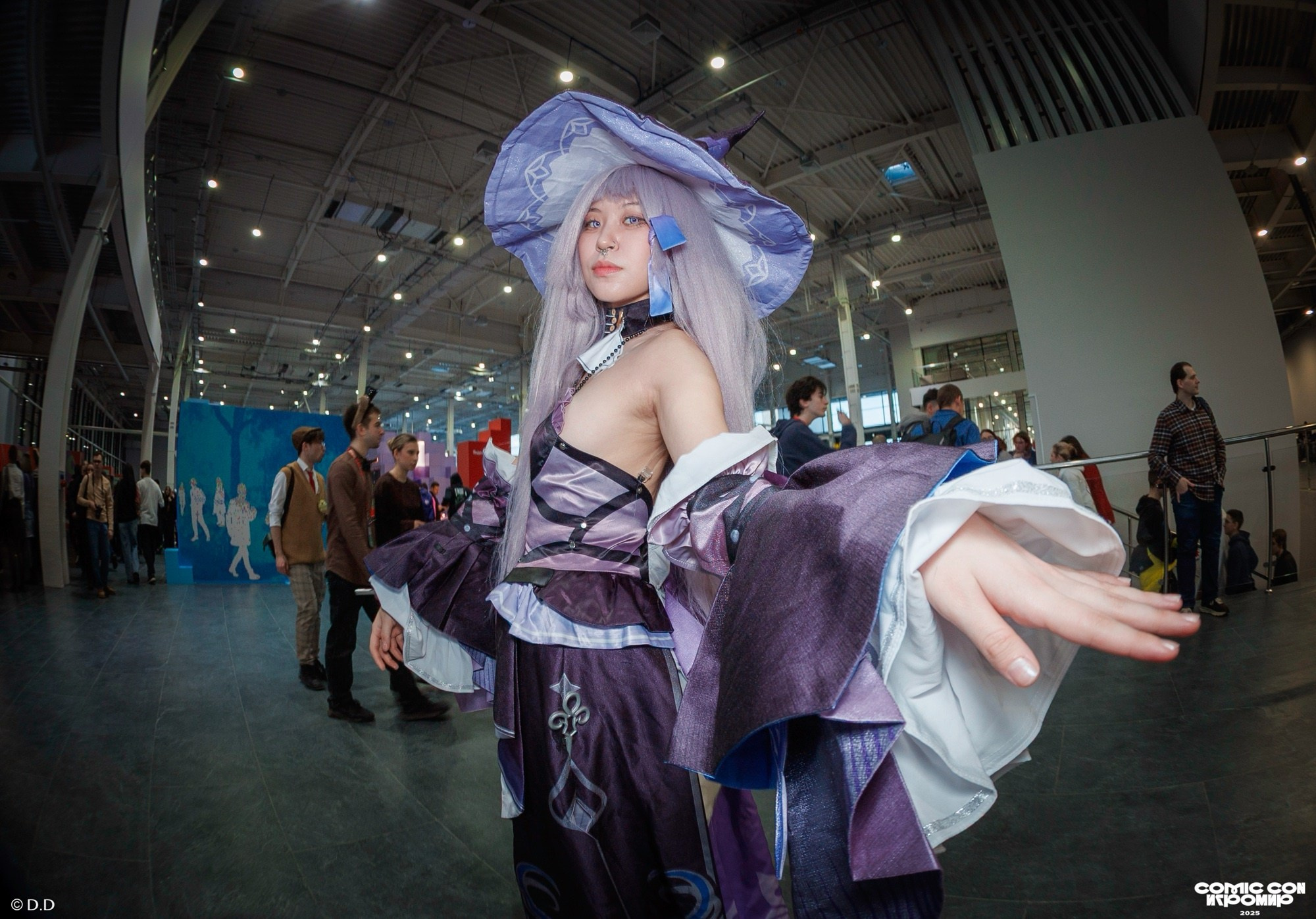 Comic Con Игромир 2025. Различные мероприятия и просто фотографии людей