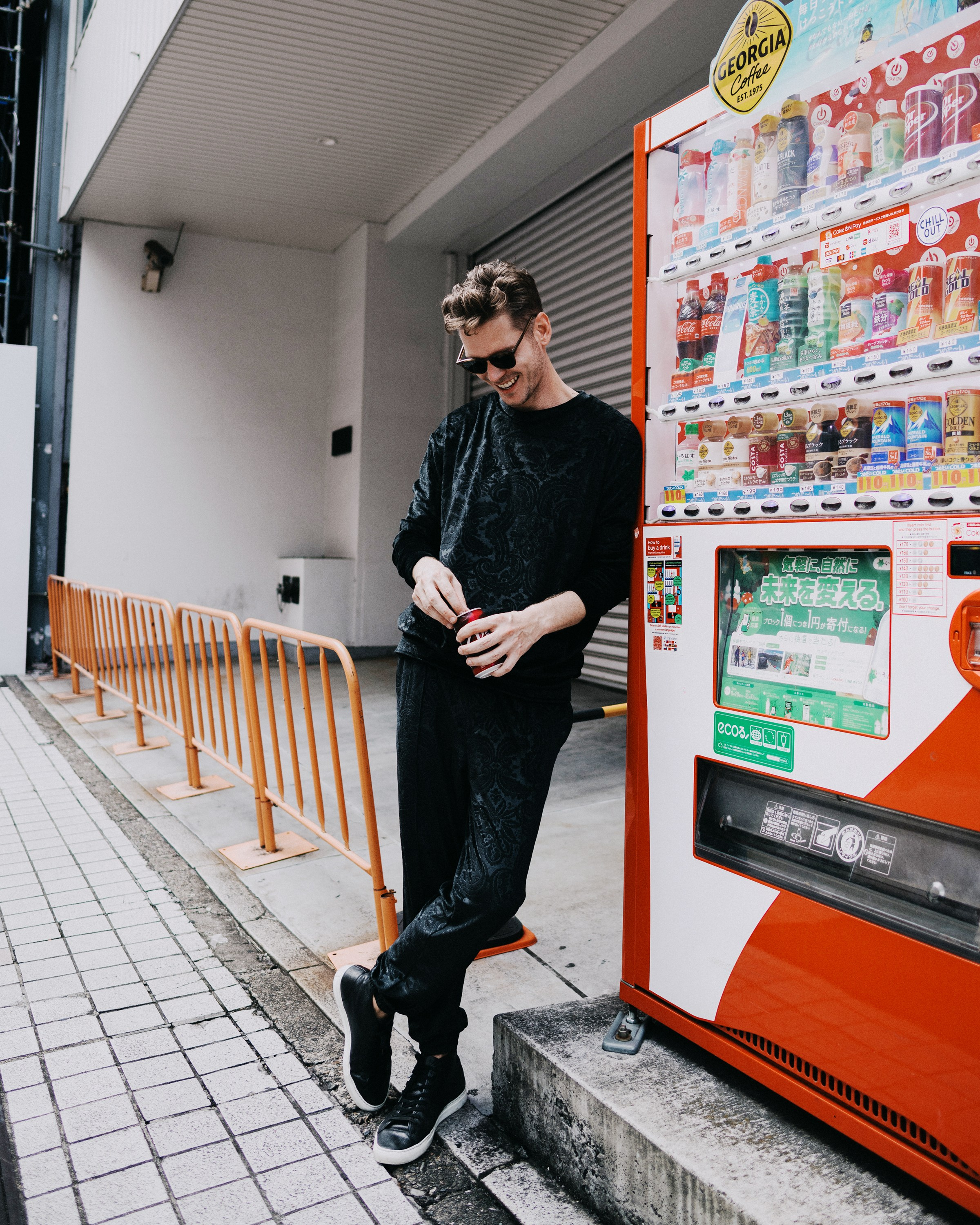 Men's photoshoot in Tokyo. Photographer in Tokyo Anatolii Ozarto