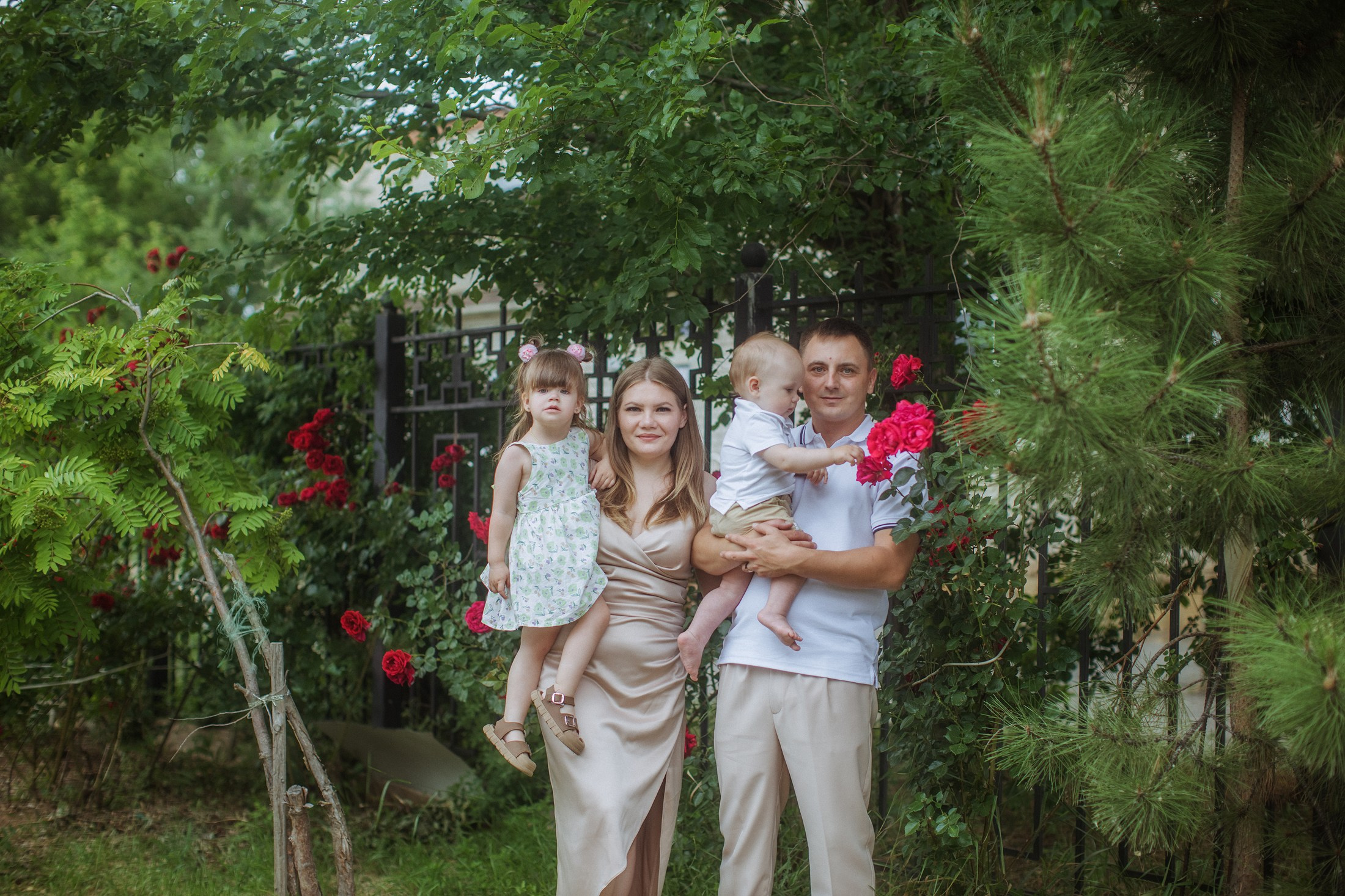 Храм Воскресения Христова п. ОПХ Новожизненское. Фотографы в городе Волгограде — Людмила Агеева и Алексей Околелов