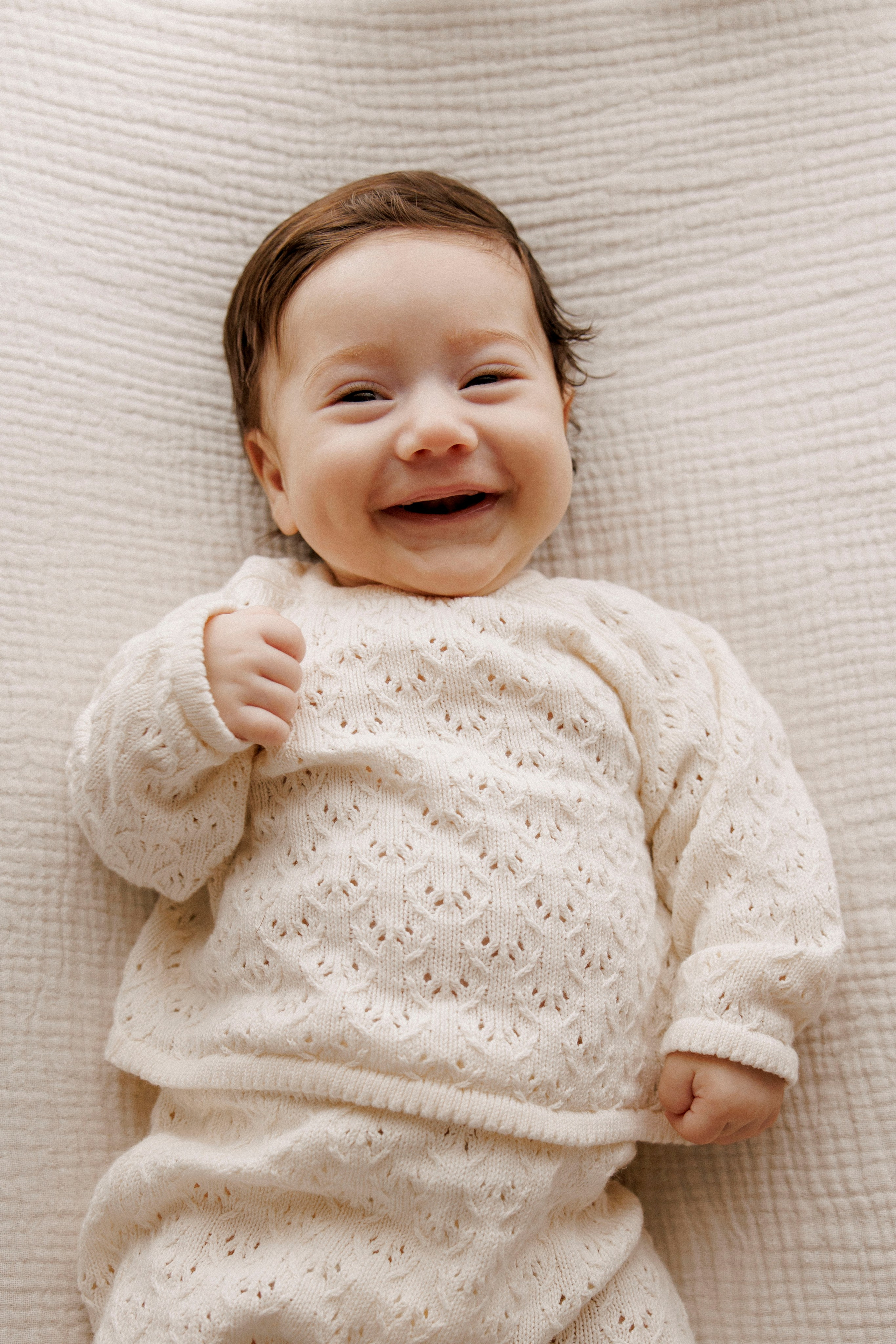 New born family photoshoot at home. Wedding and family photographer