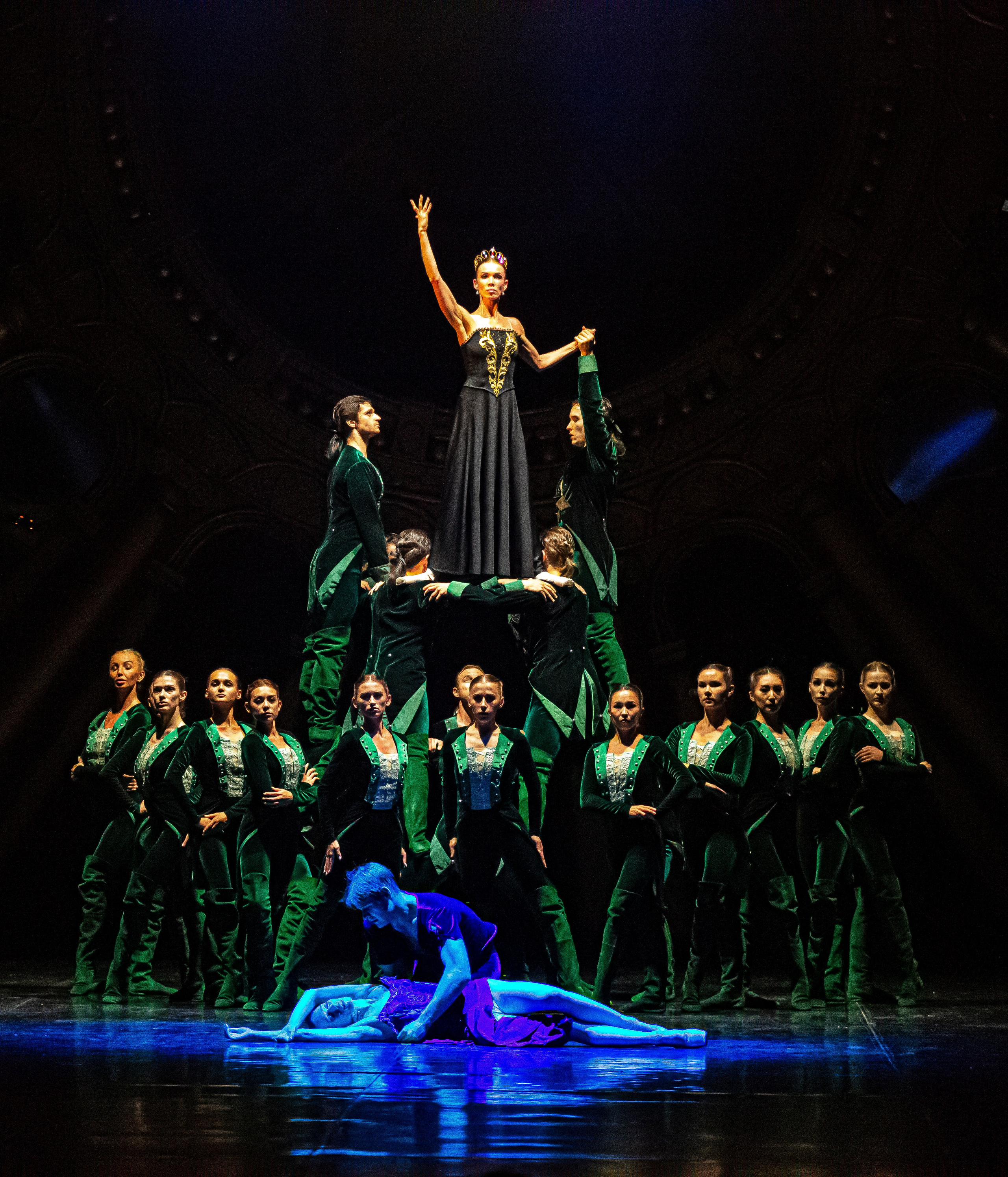 Русский Гамлет спектакль премьера Марийского театра оперы и балета в Зимнем театре г. Сочи. Фотограф в Сочи Юрий Шептаев