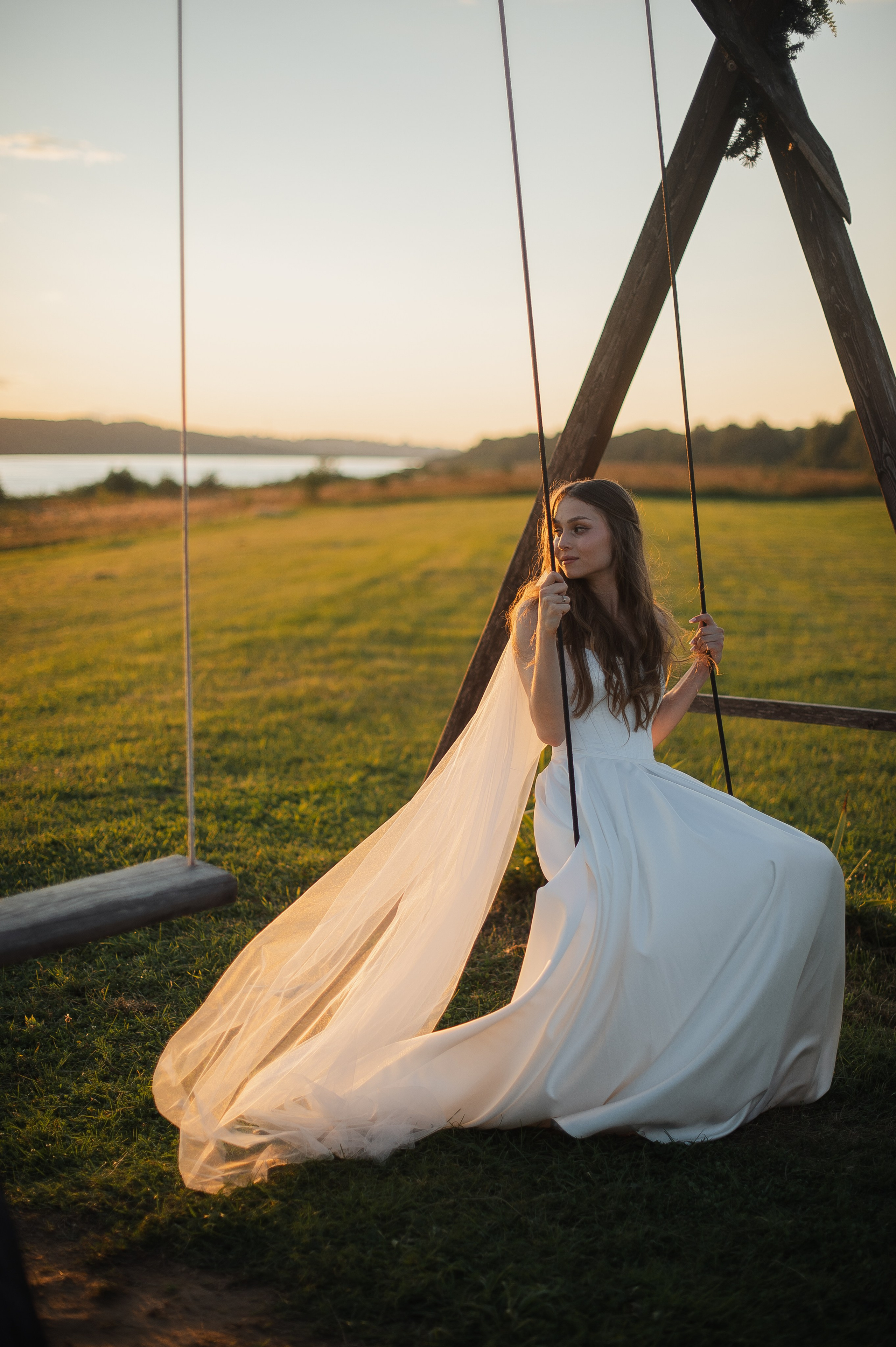 Свадьба на берегу Волги. Свадебный фотограф в Ярославле Денис Медоваров