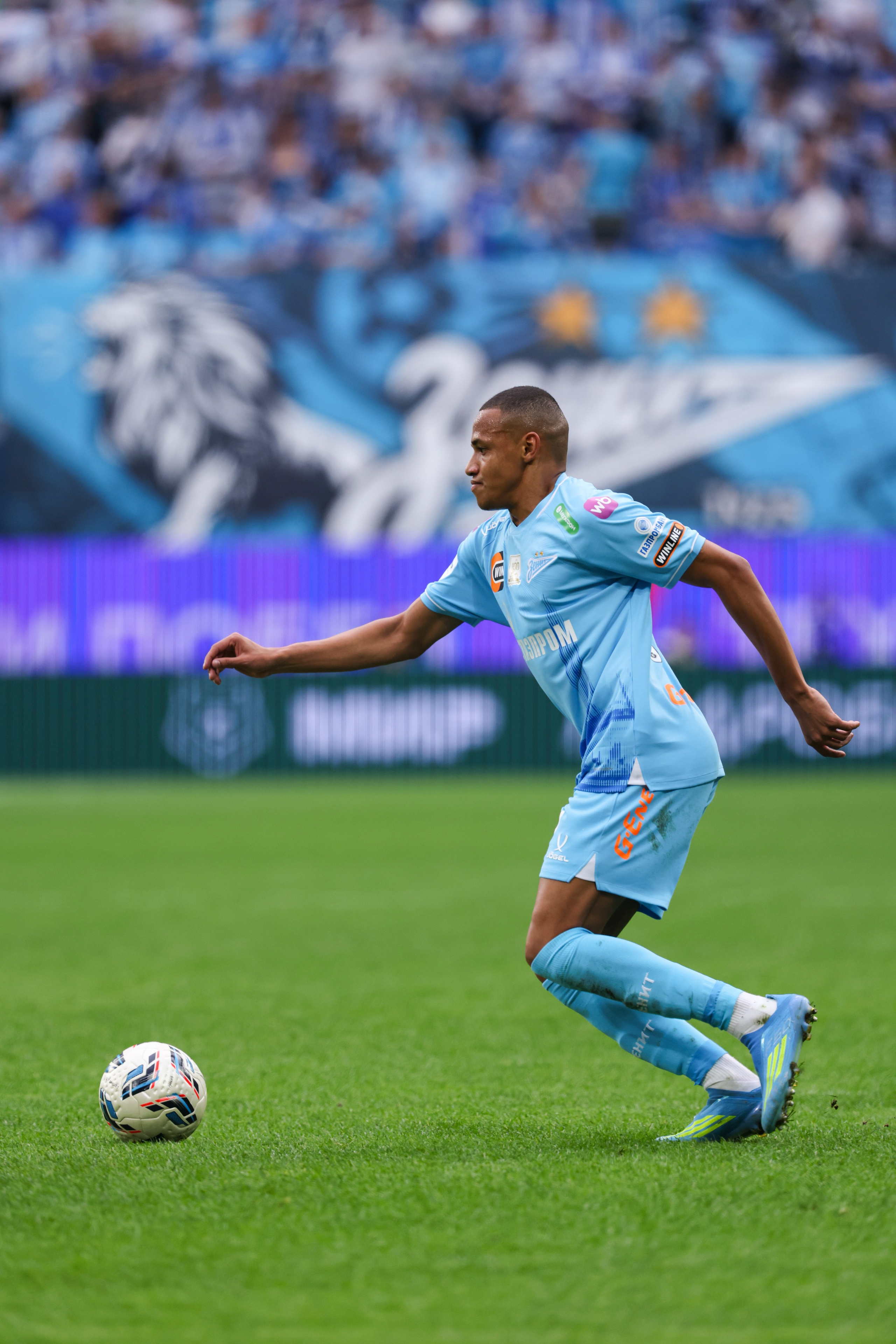 ФК «Зенит» — ФК «Крылья советов». Спортивный и репортажный фотограф Антон Тереханов