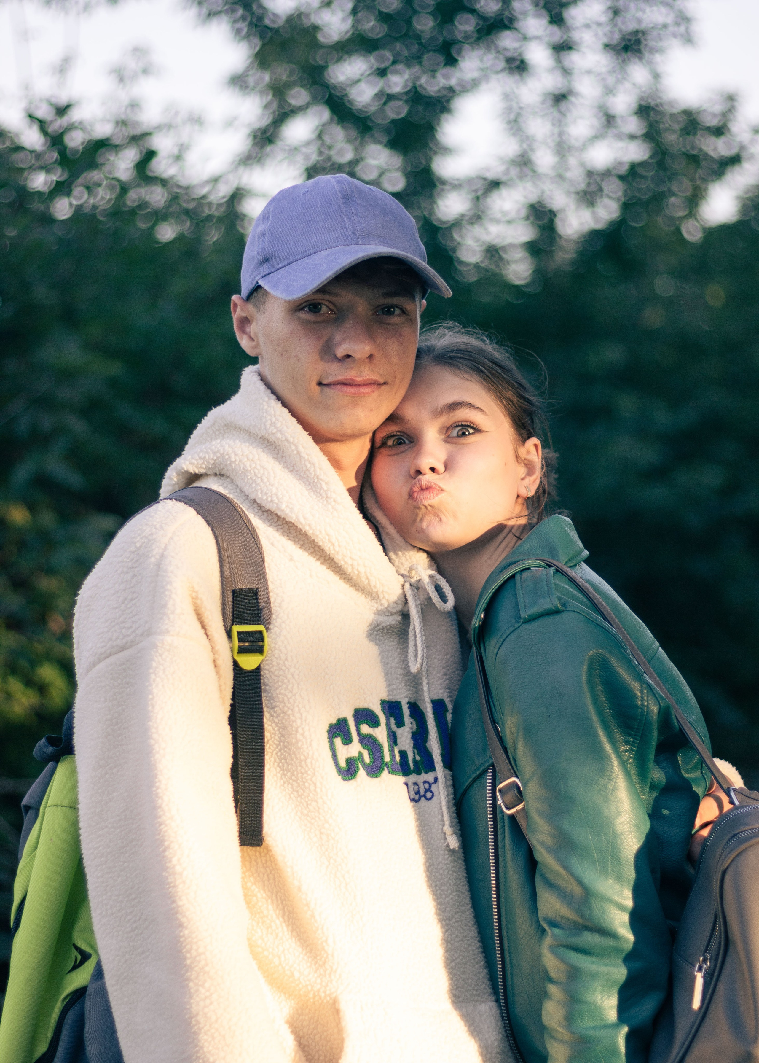 Какие-то ребята на улице. Портретный и репортажный фотограф в Кемерово Алексеева Анастасия