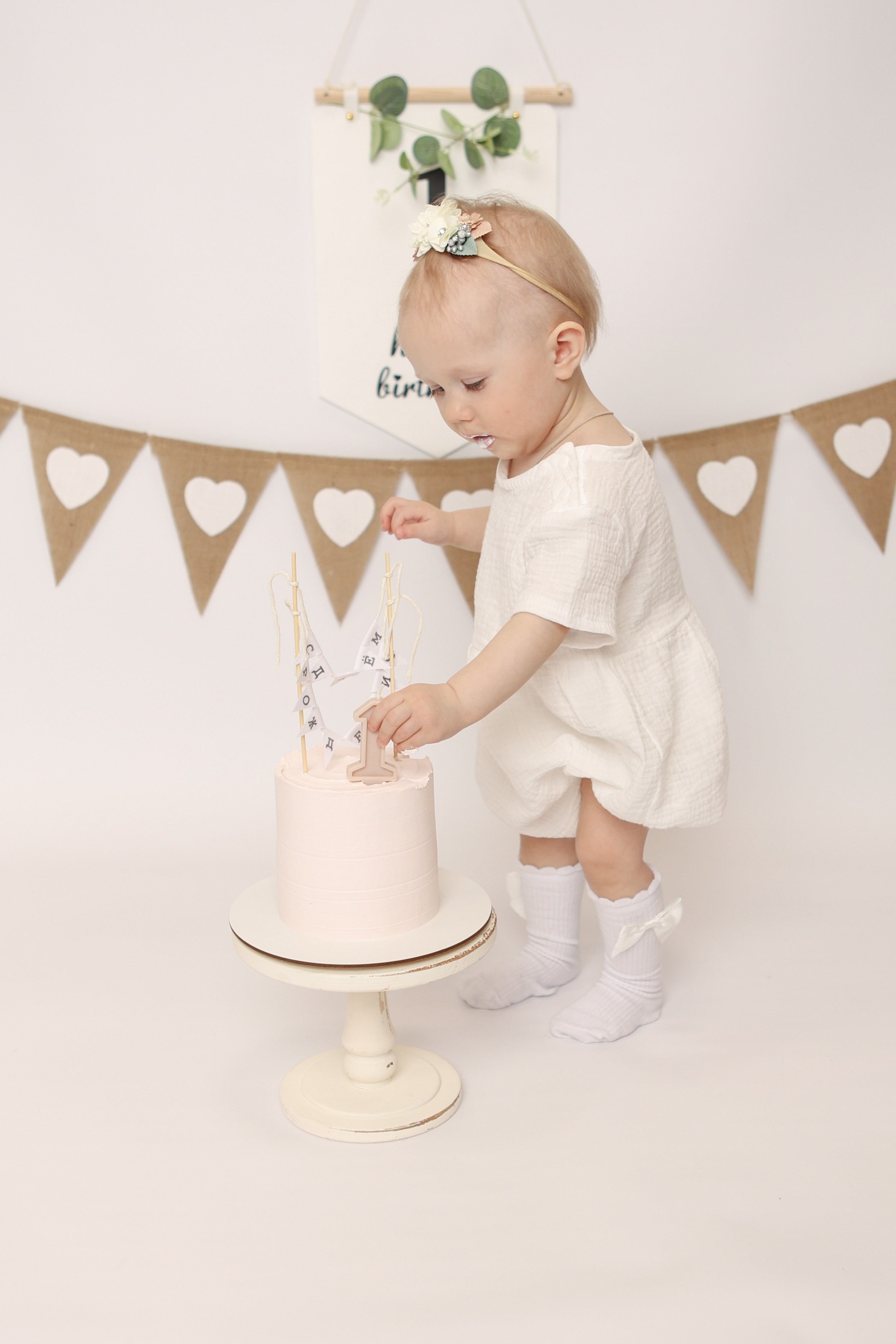 Крушение тортика. Фотограф новорожденных. Детский и семейный фотограф Марьяна Юдина