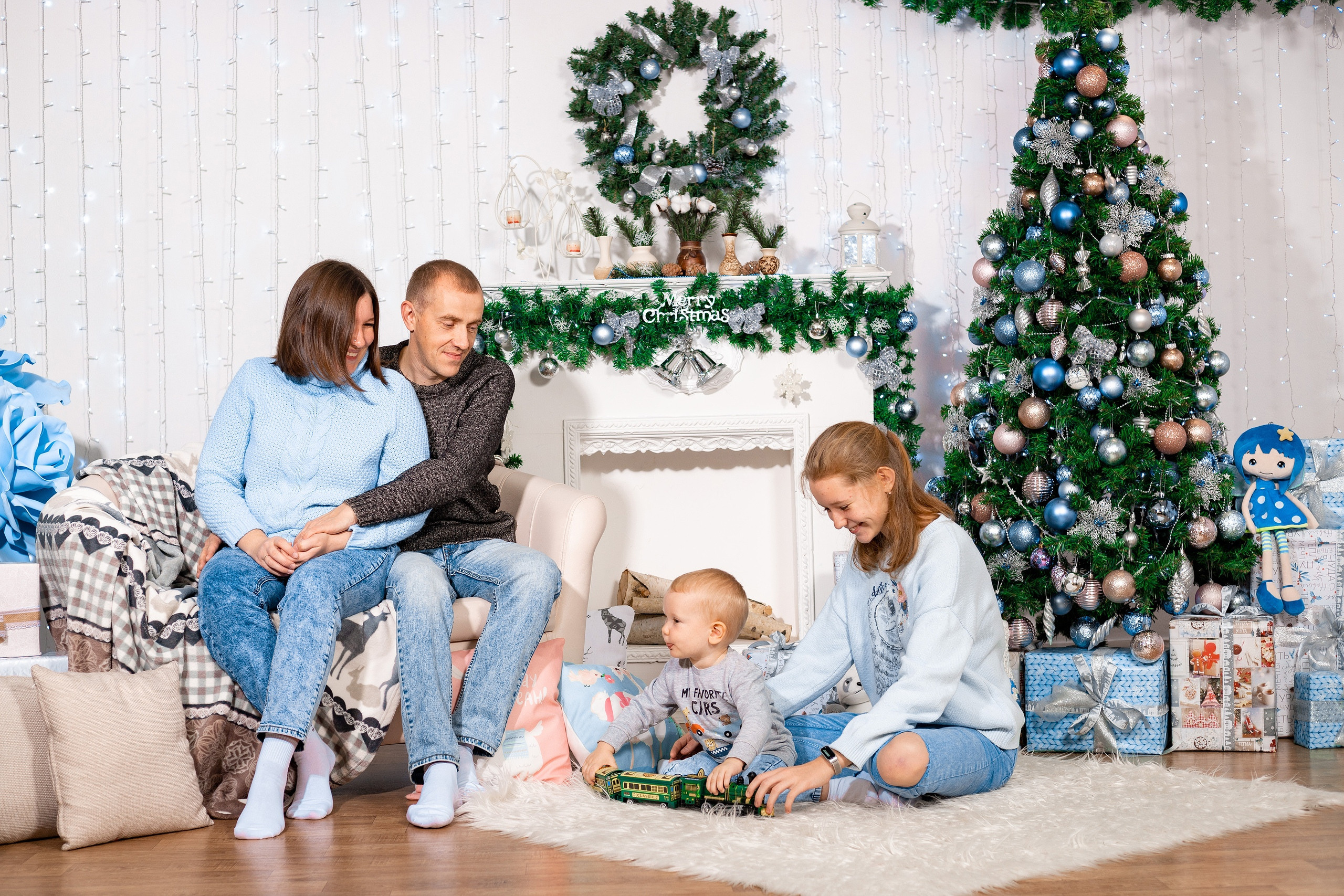 © Фотостудия "Олеся". Все права защищены. "Любое использование или копирование материалов или элементов дизайна сайта допускается только с разрешения правообладателя и со ссылкой на источник".