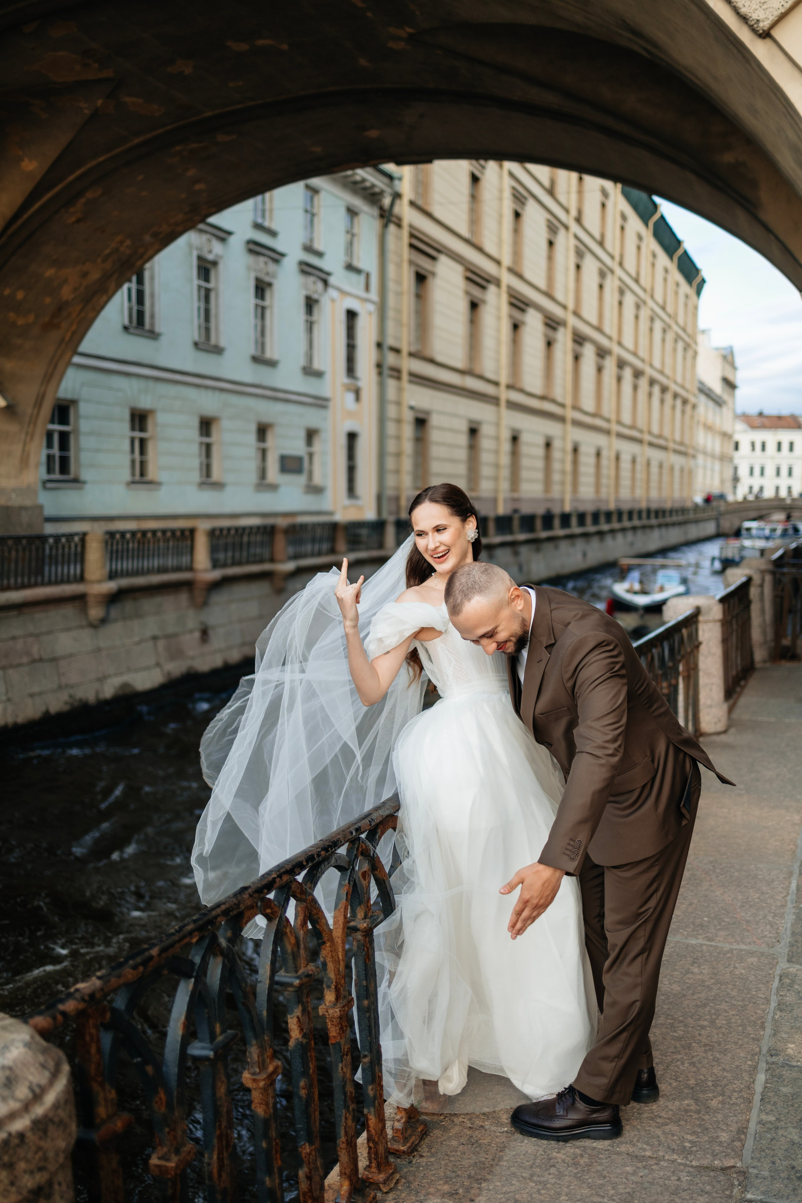 Руслан и Виолетта — Исаакий, Зимняя канавка. Боженова Елена фотограф Санкт-Петербург