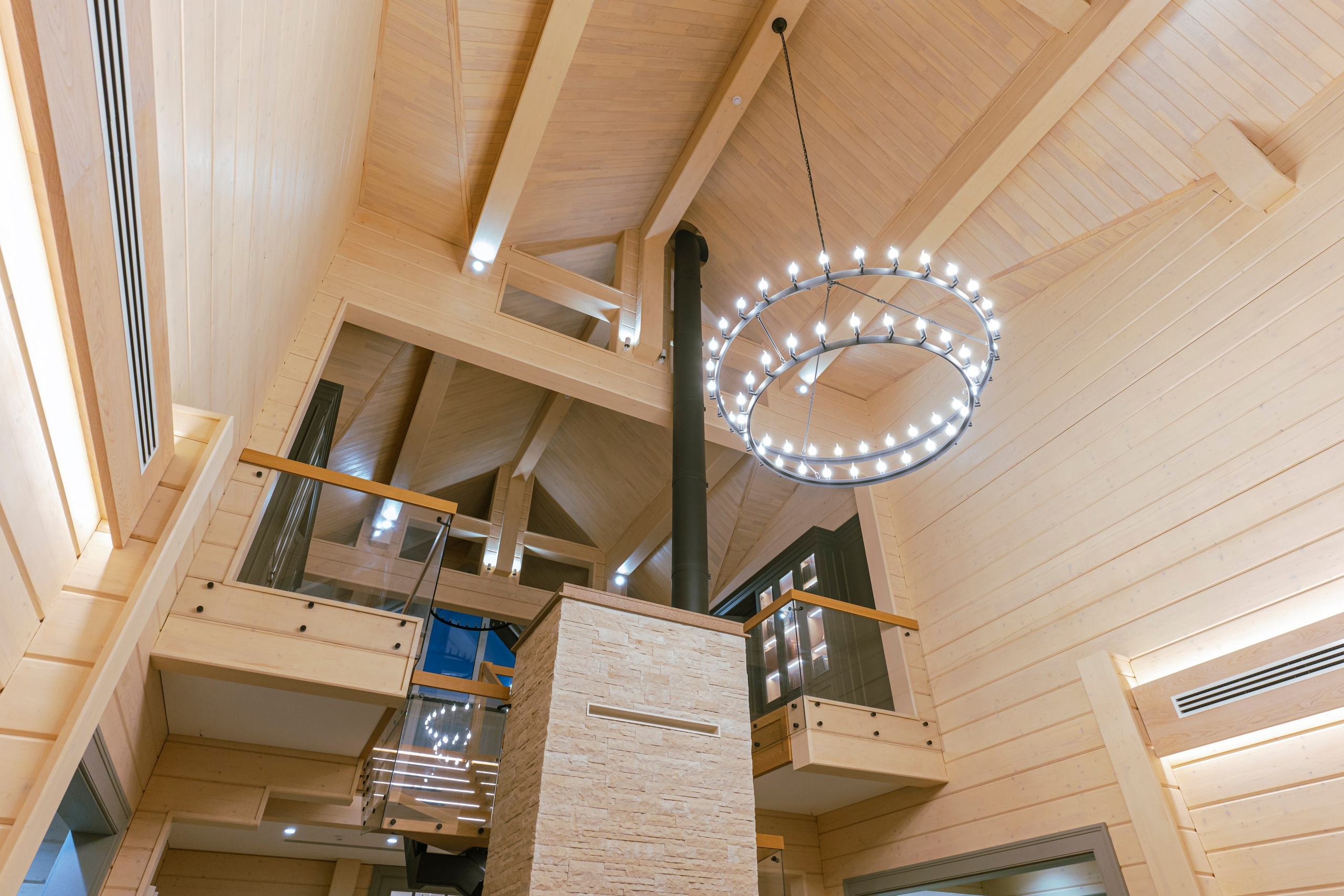 Недвижимость. Видеограф Иван Серов