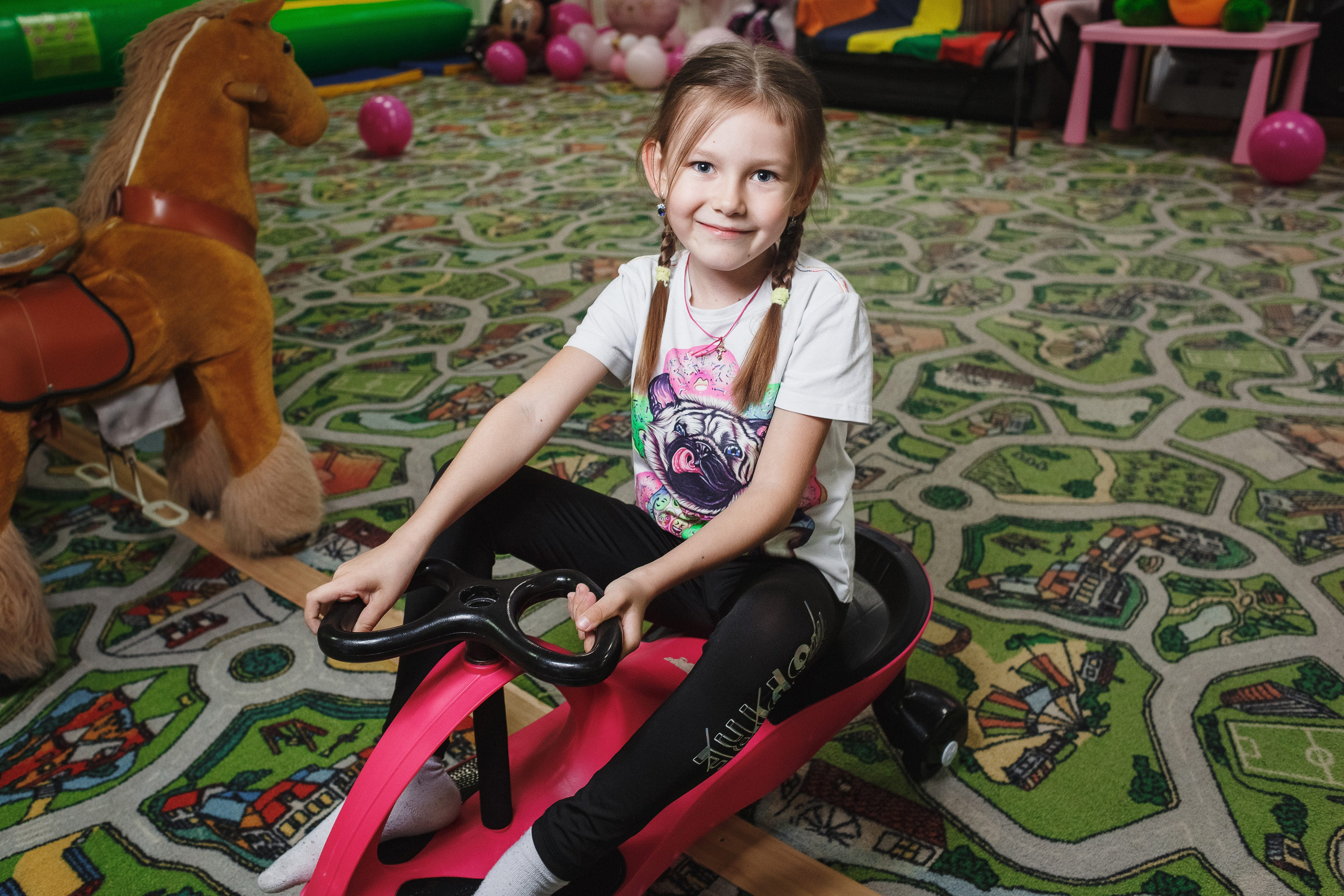 Волшебство Дня Рождения в Игровой Комнате Страна Чудес Таганрог. Свадебный и семейный фотограф в Таганроге Бакарюк Антон