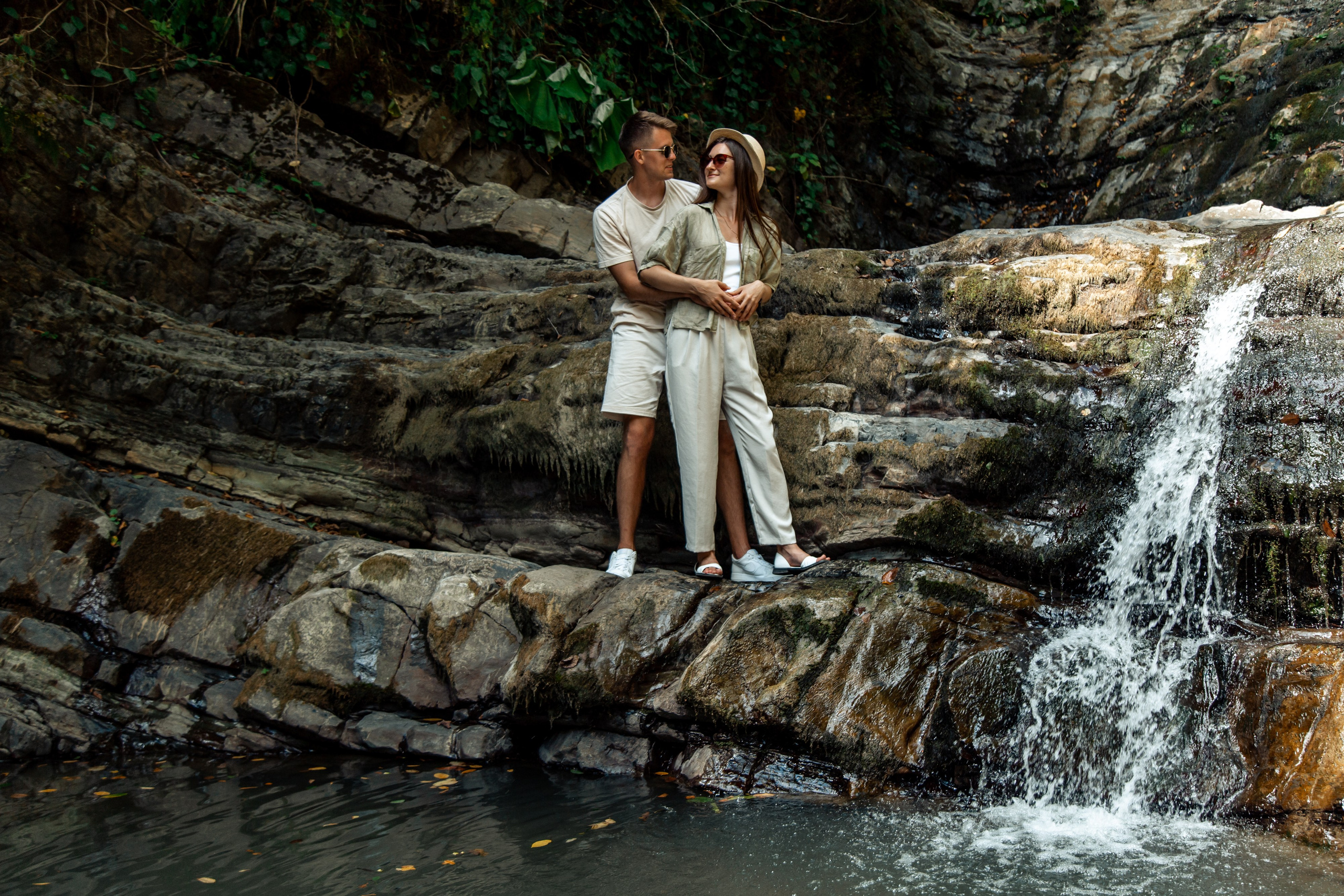 Необычные места для фотосессии в Сочи. Фотограф в Сочи. Свадебная видеосъемка Сочи