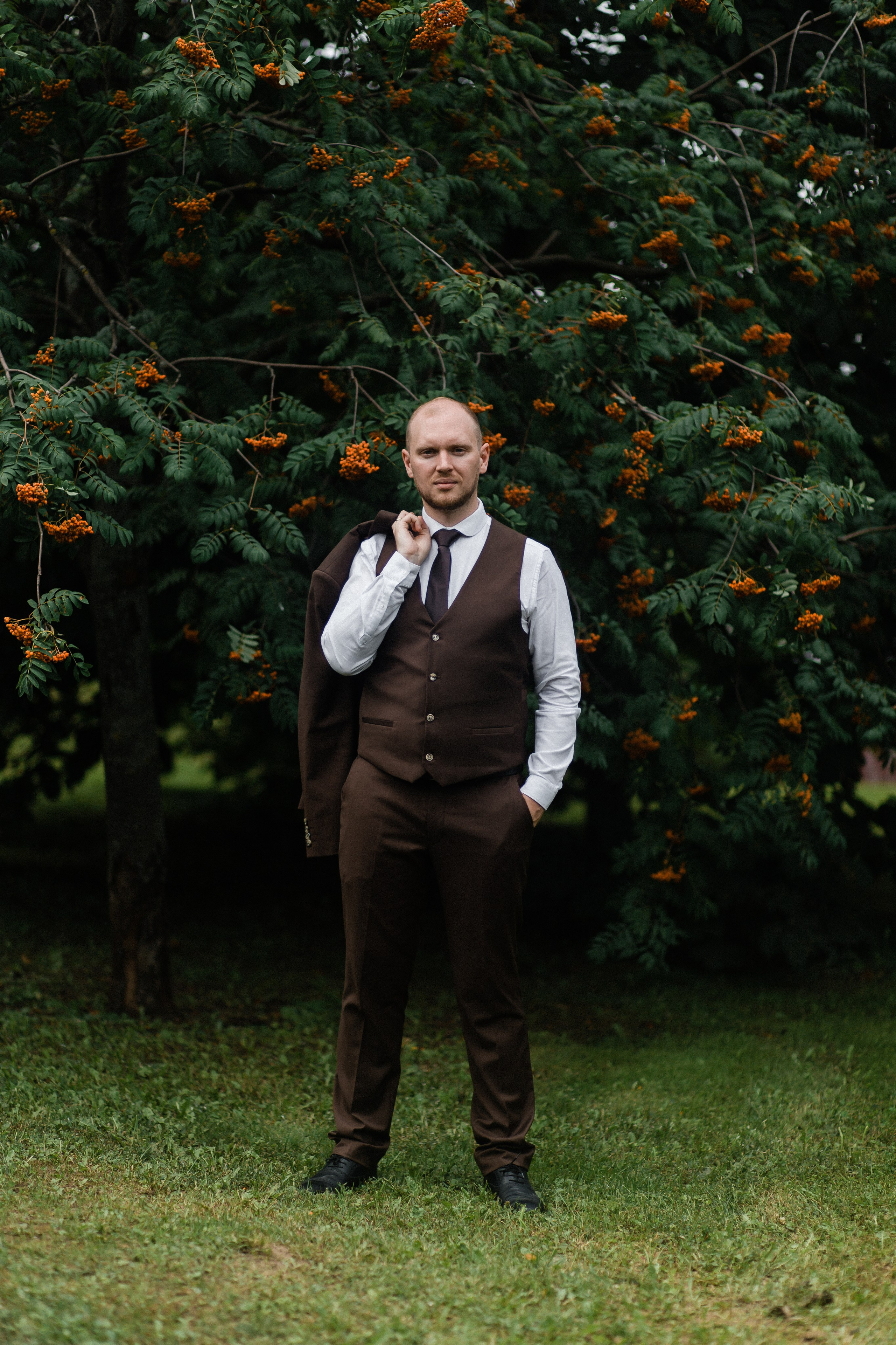 Свадебная фотосессия Сергея и Елены. Наш свадебный день. Видеосъемка и фотосъемка свадеб. Фотограф и оператор на свадьбу. Видеосъемка подкастов, собственная видео-фотостудии. Предметная фотосъемка