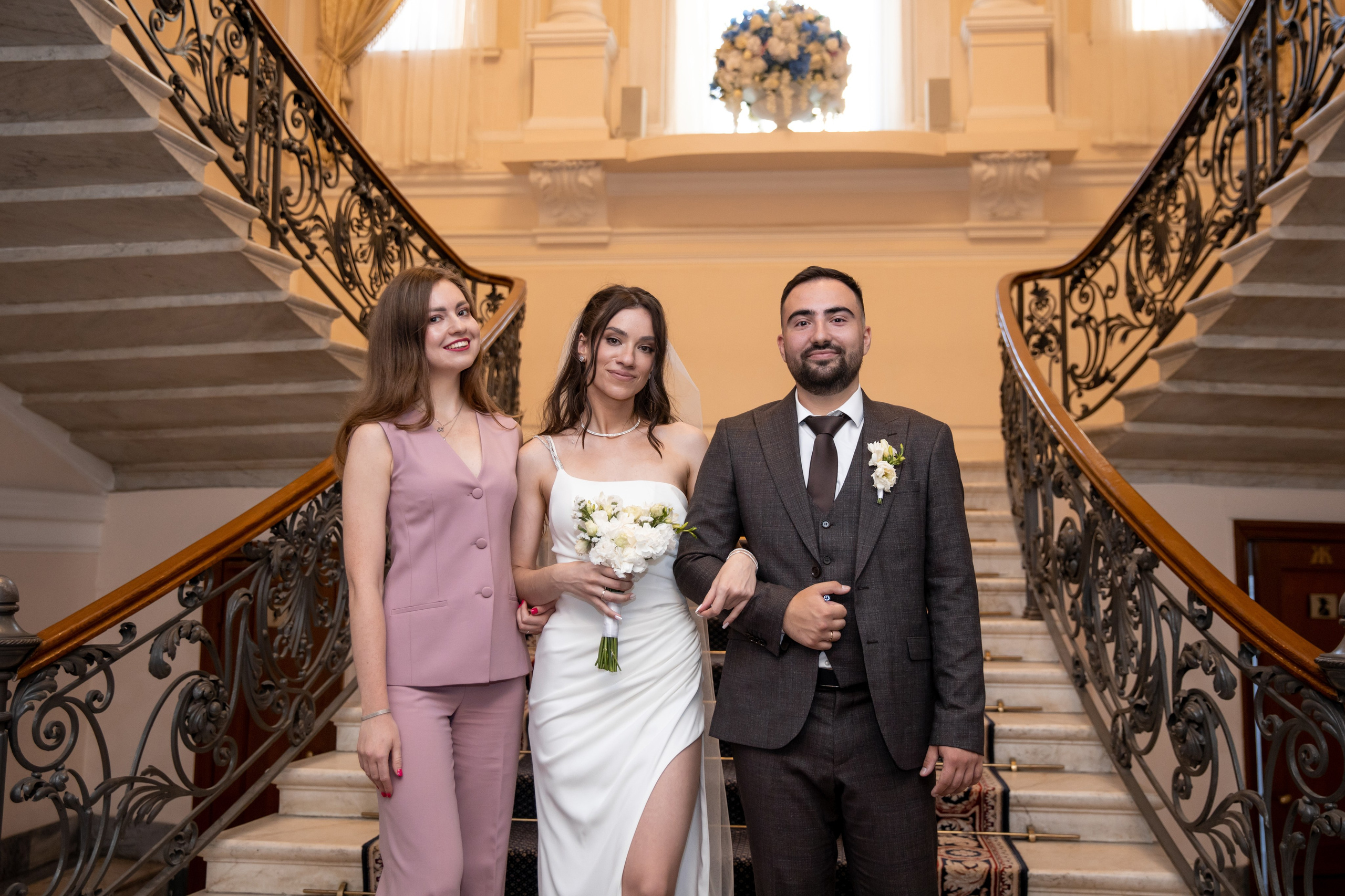 Анна и Александр / Прогулка + ЗАГС. Свадебный и семейный фотограф в Москве Диана Левченко