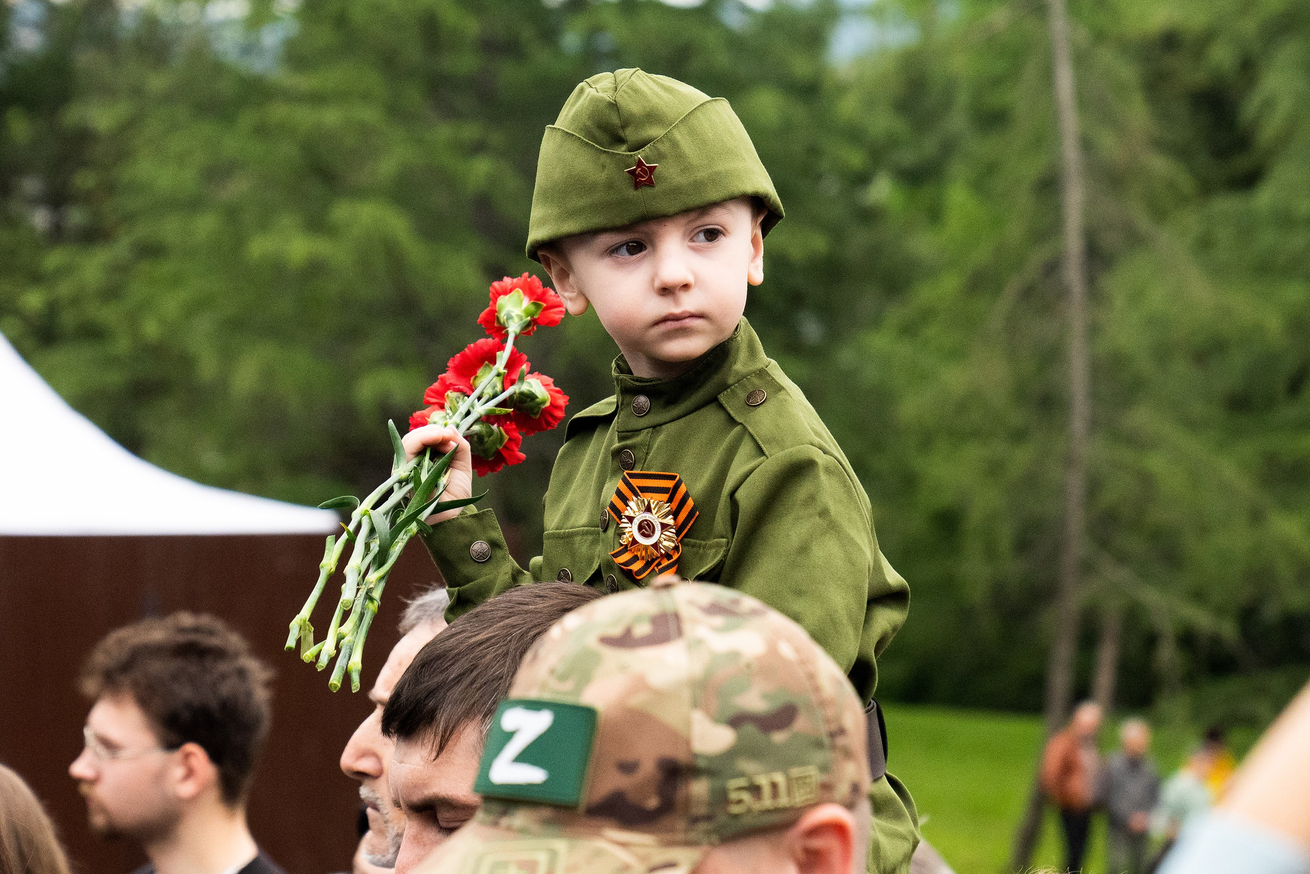 Репортажный фотограф в Сочи — профессиональная съёмка событий и мероприятий. Профессиональная фотосъемка в Сочи: репортаж, предметная, ювелирная фотосъемка, недвижимость, фуд-фотография. Фотограф Александр Афанасьев