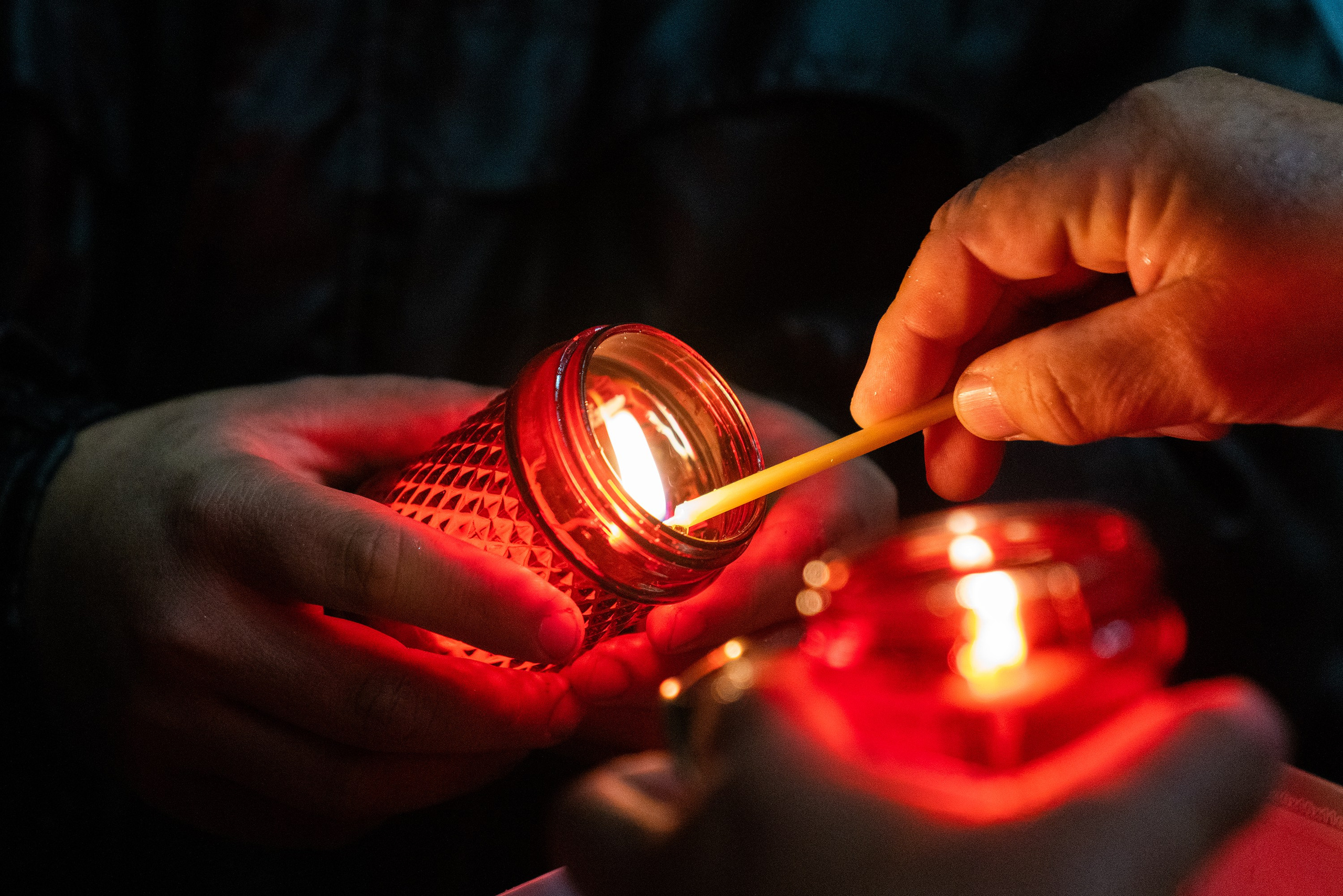Репортажный фотограф в Сочи — профессиональная съёмка событий и мероприятий. Профессиональная фотосъемка в Сочи: репортаж, предметная, ювелирная фотосъемка, недвижимость, фуд-фотография. Фотограф Александр Афанасьев