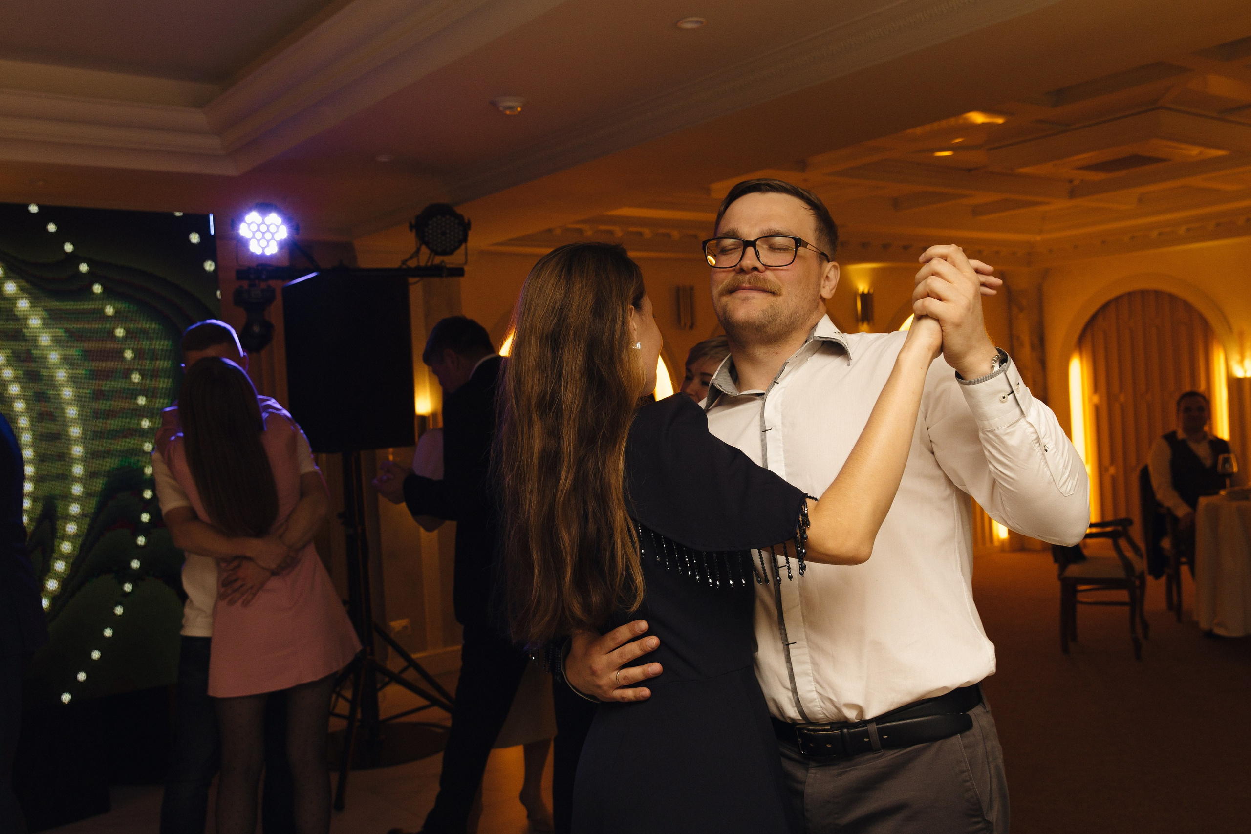 Банкет (Кристина&Алексей). Свадебные фотографы в г. Сургут Маркова Наталья и Замахина Елена