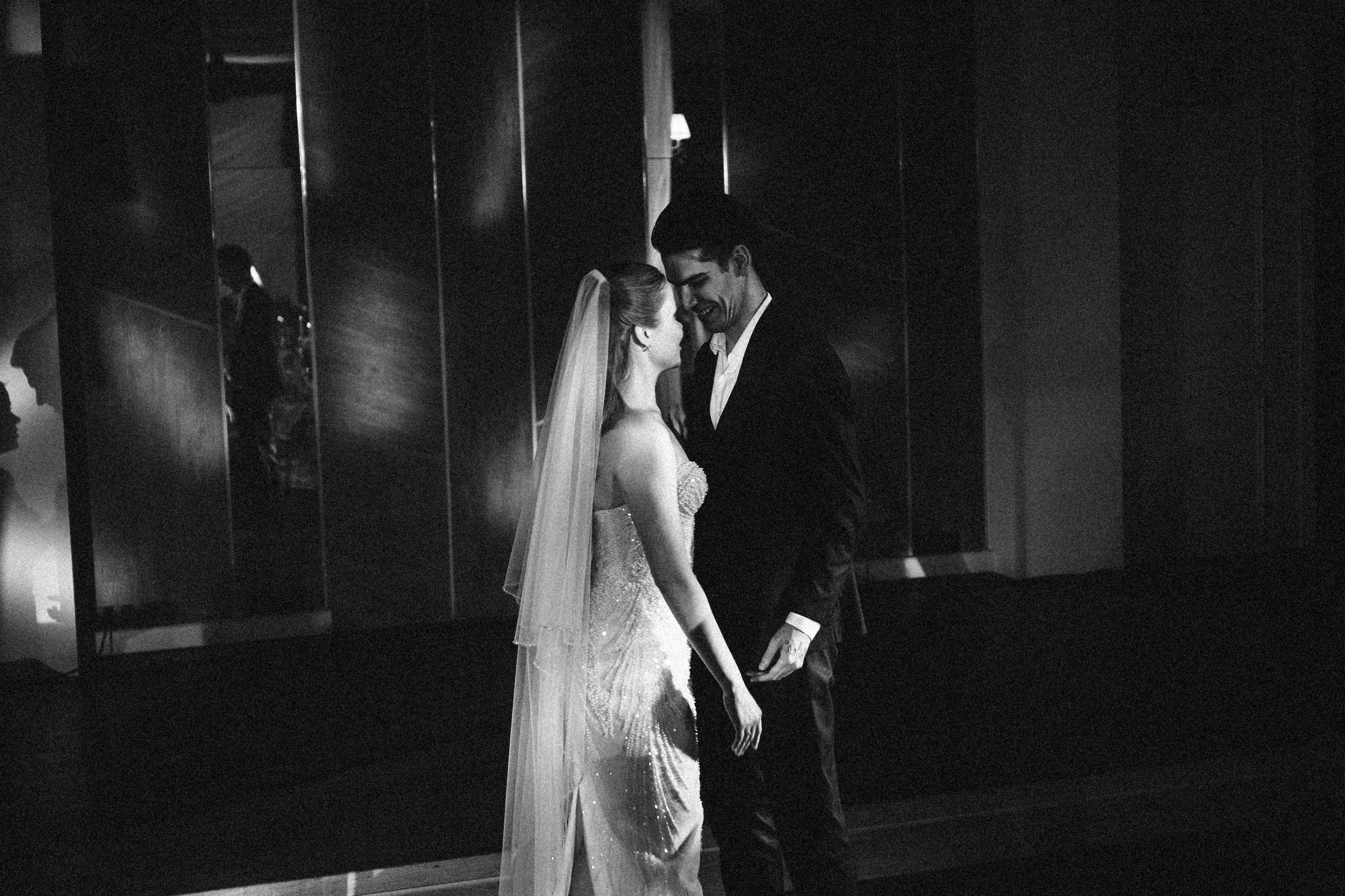 СВАДЕБНАЯ СЬЕМКА В ОТЕЛЕ В СИБИРИ. Профессиональный фотограф, Санкт-Петербург — Виктория Богомолова