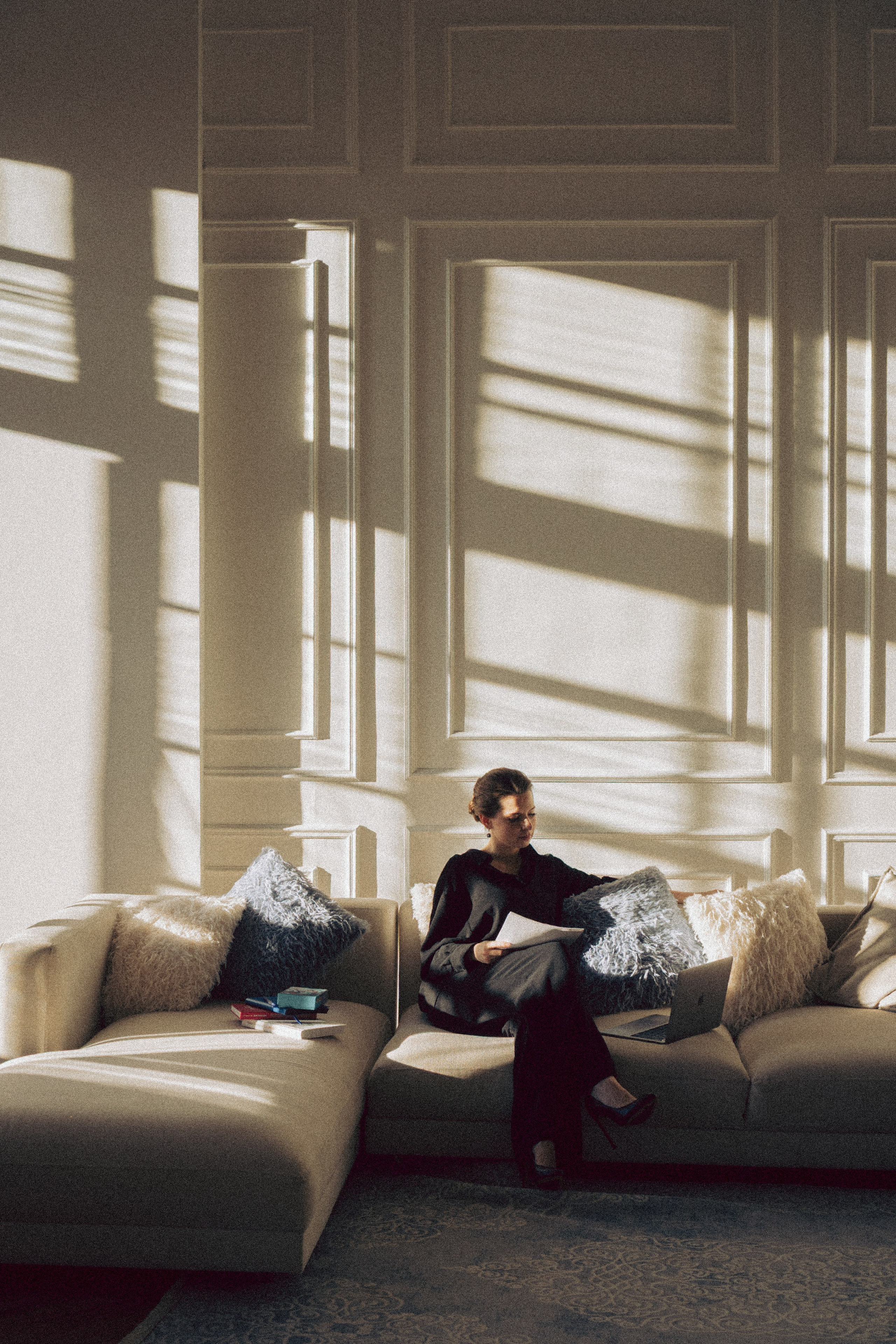 ФОТОСЕСИИЯ В СТУДИИ ДЛЯ ДЕВУШКИ ПСИХОЛОГА. Профессиональный фотограф, Санкт-Петербург — Виктория Богомолова