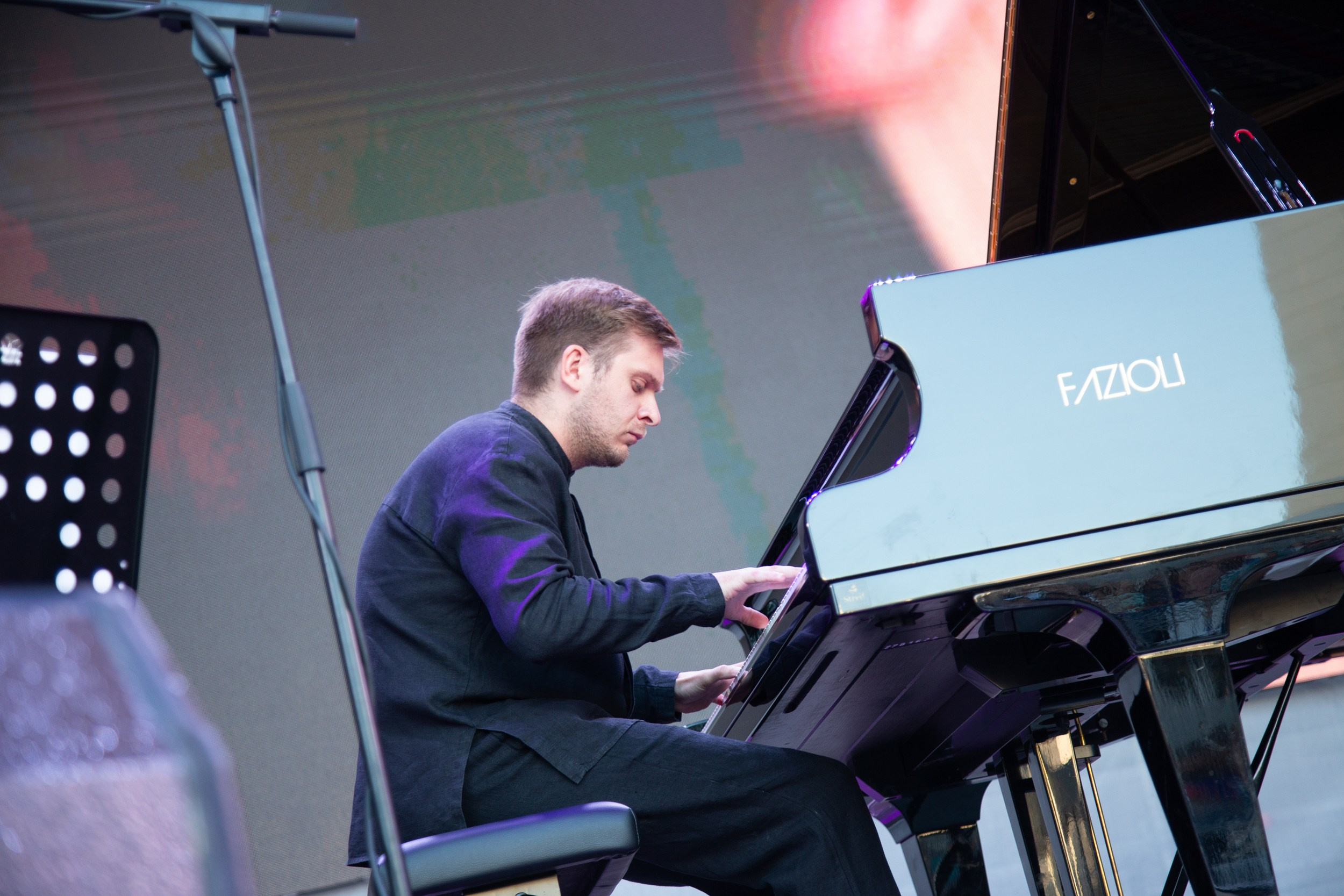 Венский фестиваль. Главная