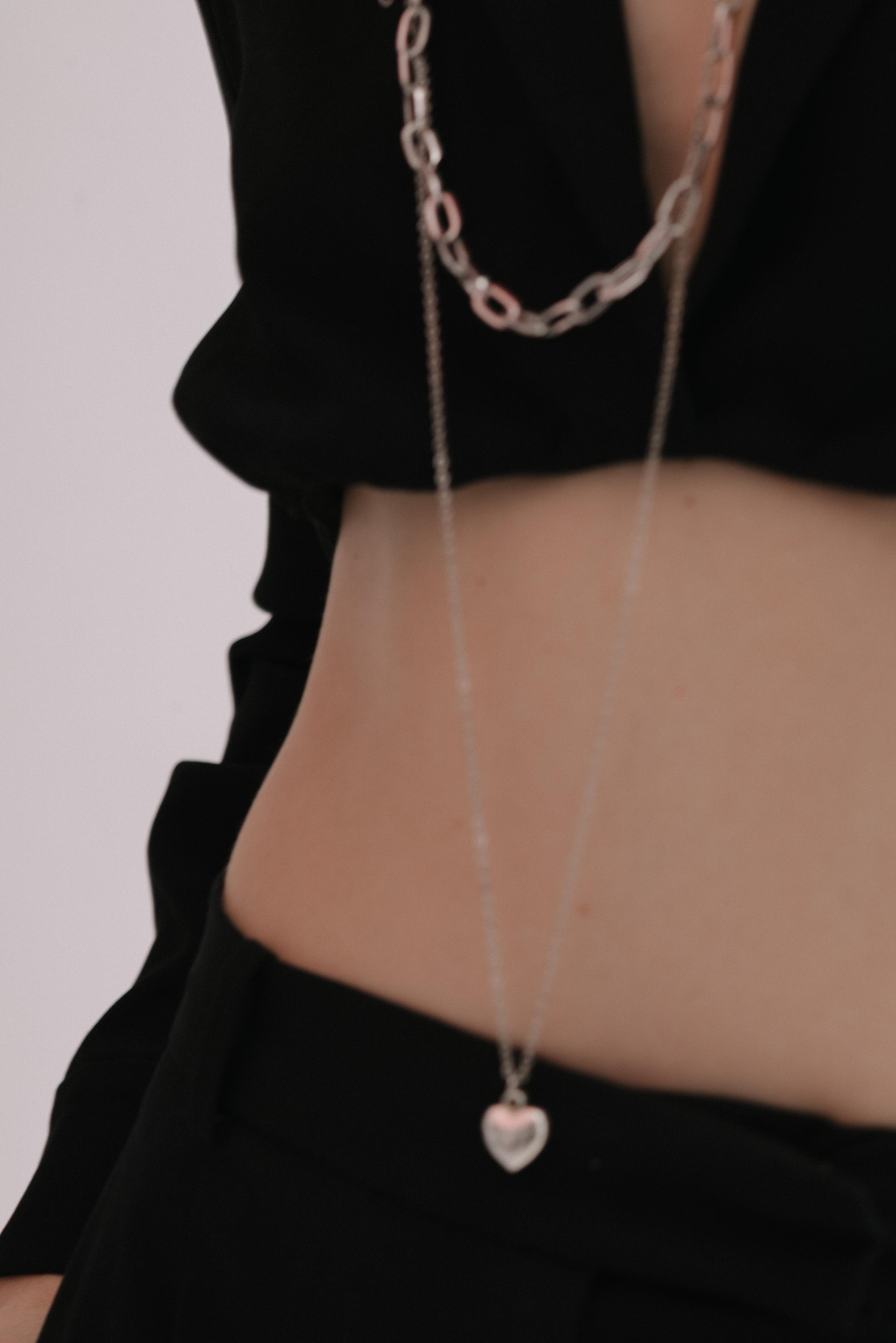 Юлия. Z H U R A V L E V