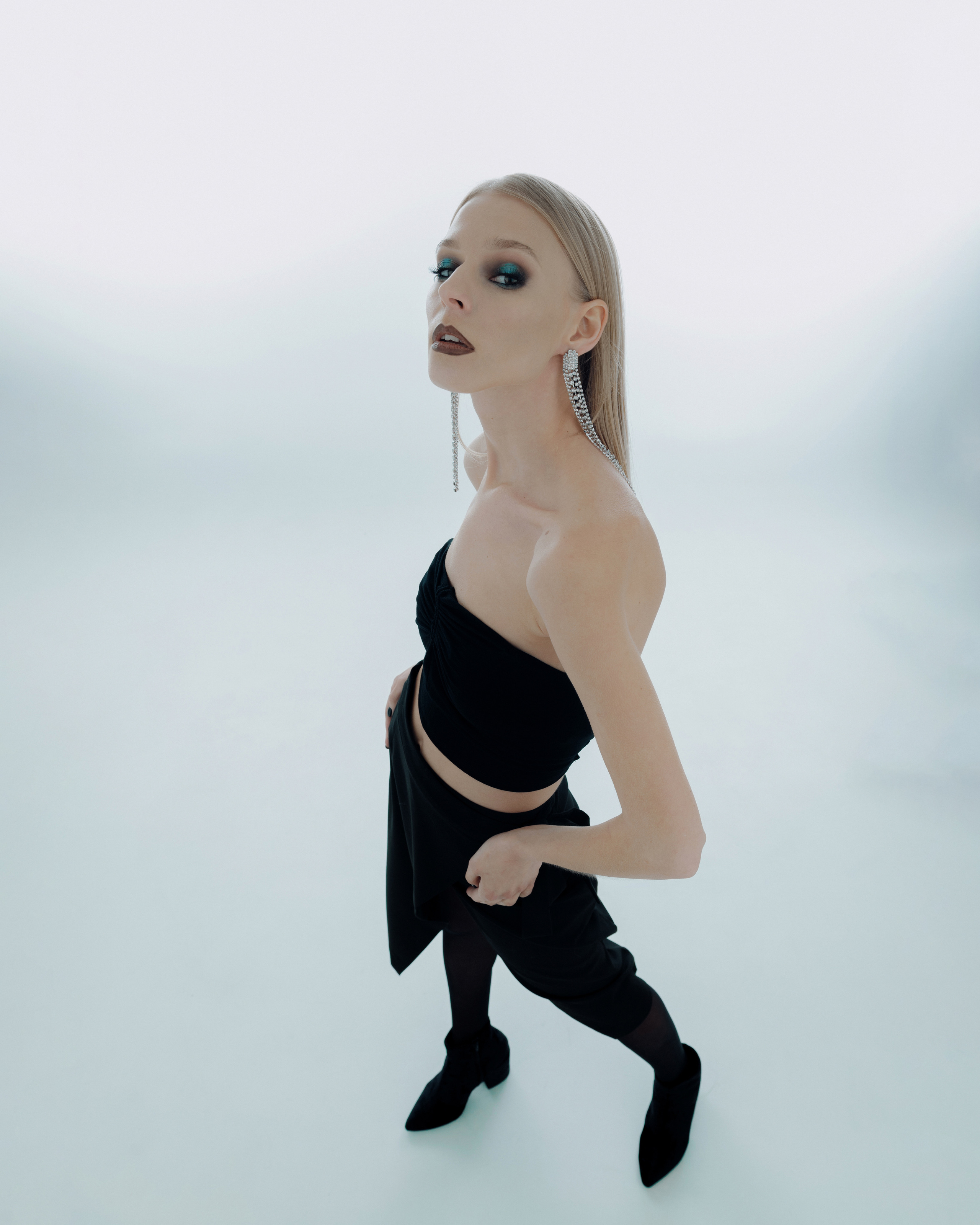 Olga. Z H U R A V L E V