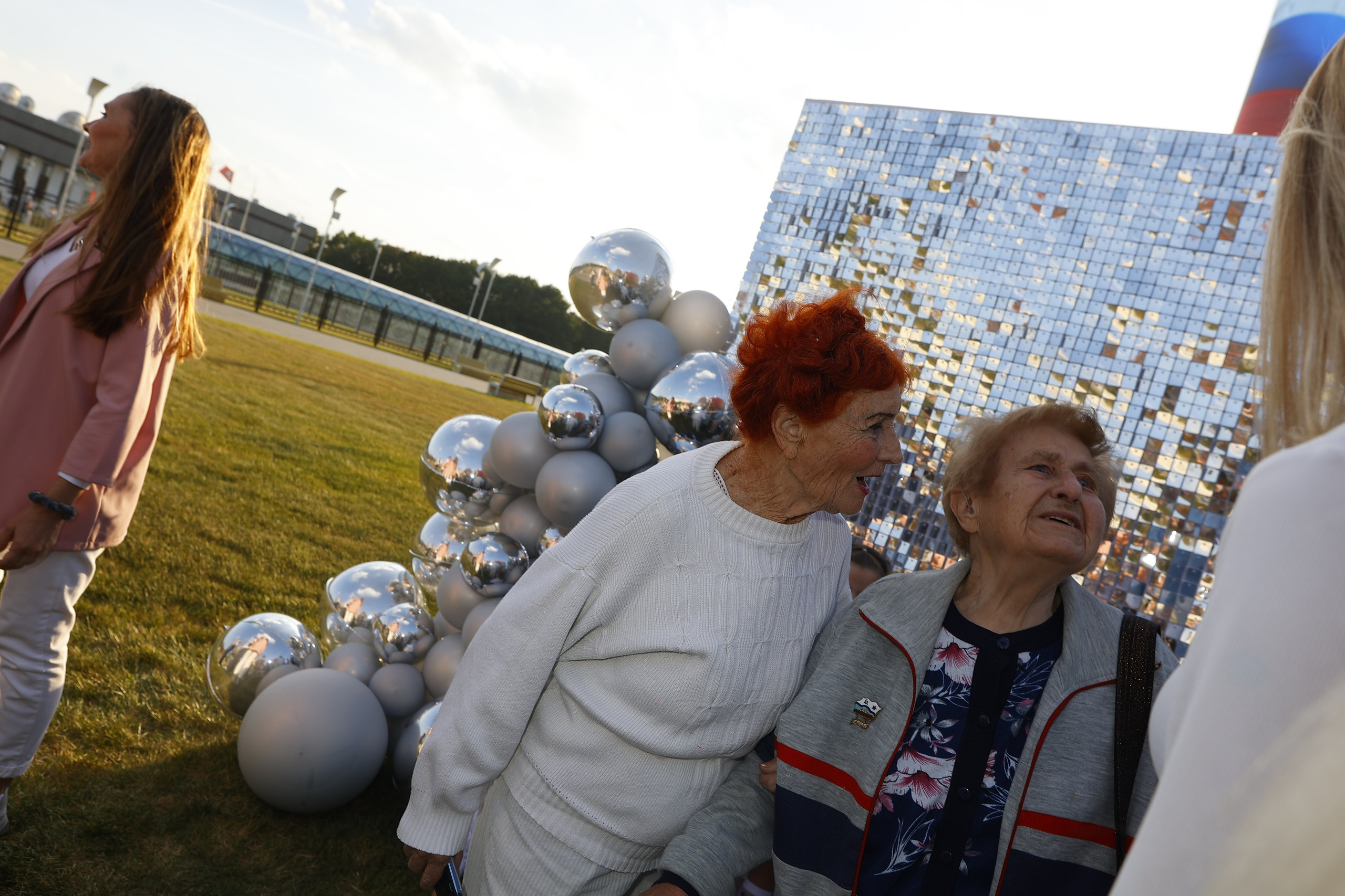 GENDER PARTY АССОЛЬ И ST. Nikolskayasecular