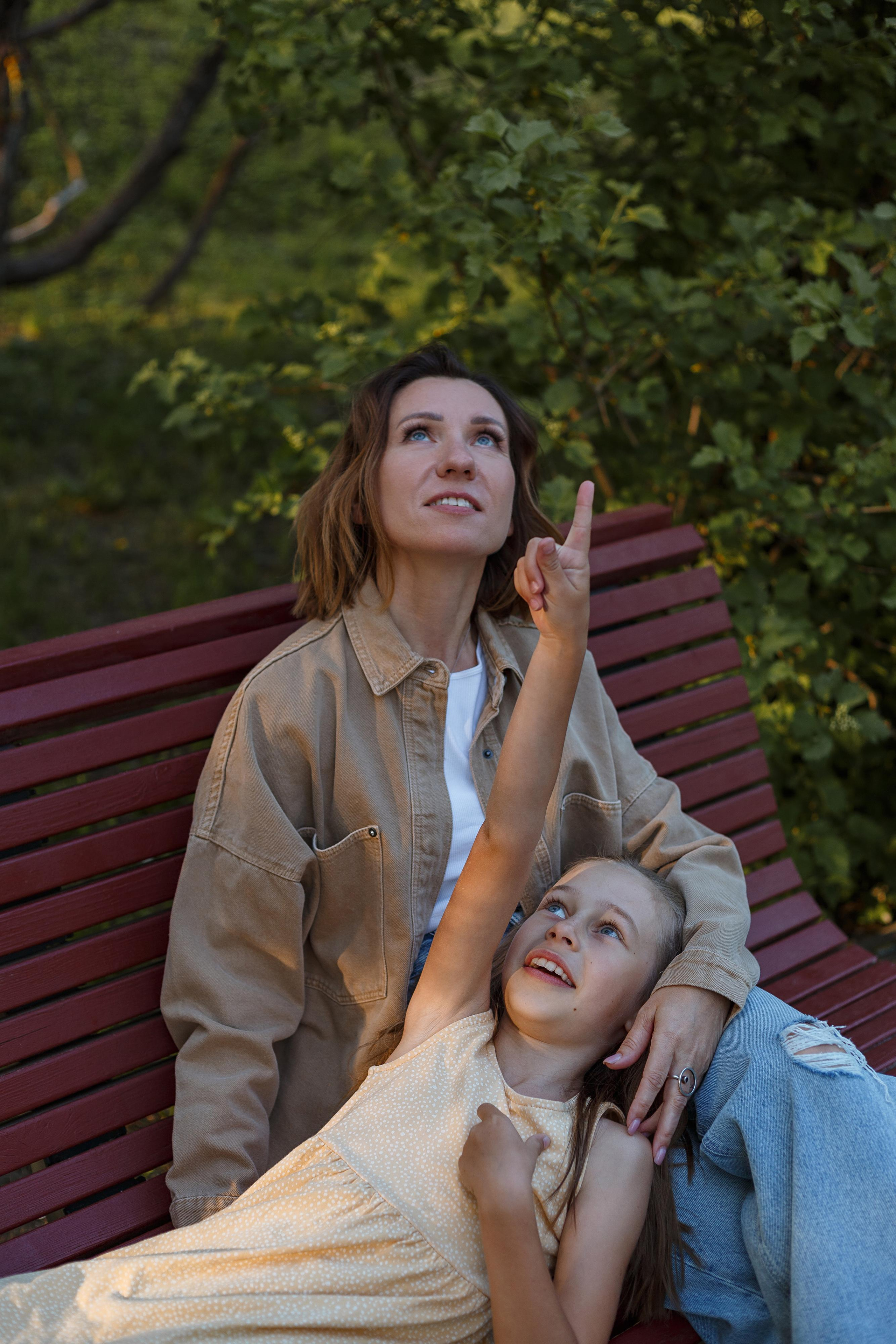 Организатор авторских туров с детьми Светлана. Фотограф брендов в Санкт-Петербурге Полина Суворова